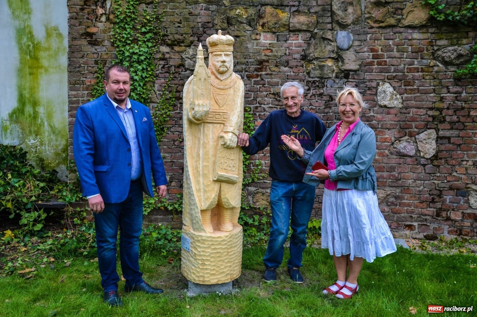 Zdjęcie w galerii na portalu naszraciborz.pl: Władcy Raciborza wrócili na zamek wiadomości z regionu