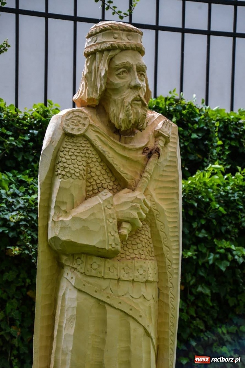 Zdjęcie w galerii na portalu naszraciborz.pl: Władcy Raciborza wrócili na zamek wiadomości z regionu