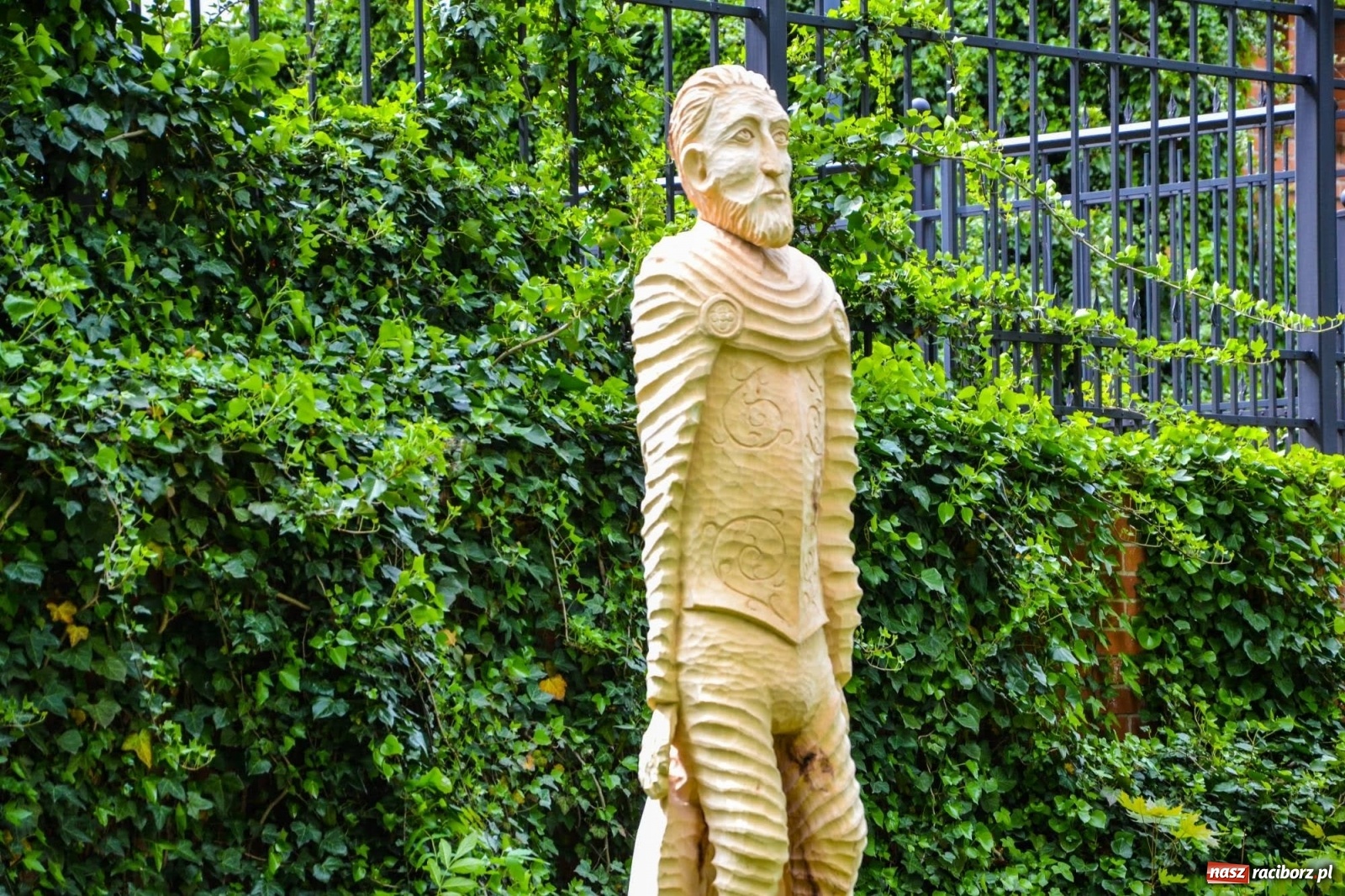 Zdjęcie w galerii na portalu naszraciborz.pl: Władcy Raciborza wrócili na zamek wiadomości z regionu