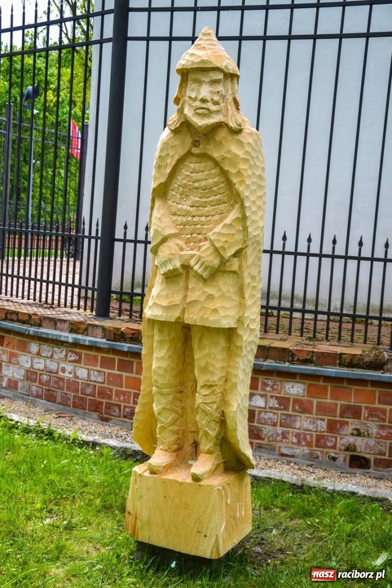 Zdjęcie w galerii na portalu naszraciborz.pl: Władcy Raciborza wrócili na zamek wiadomości z regionu