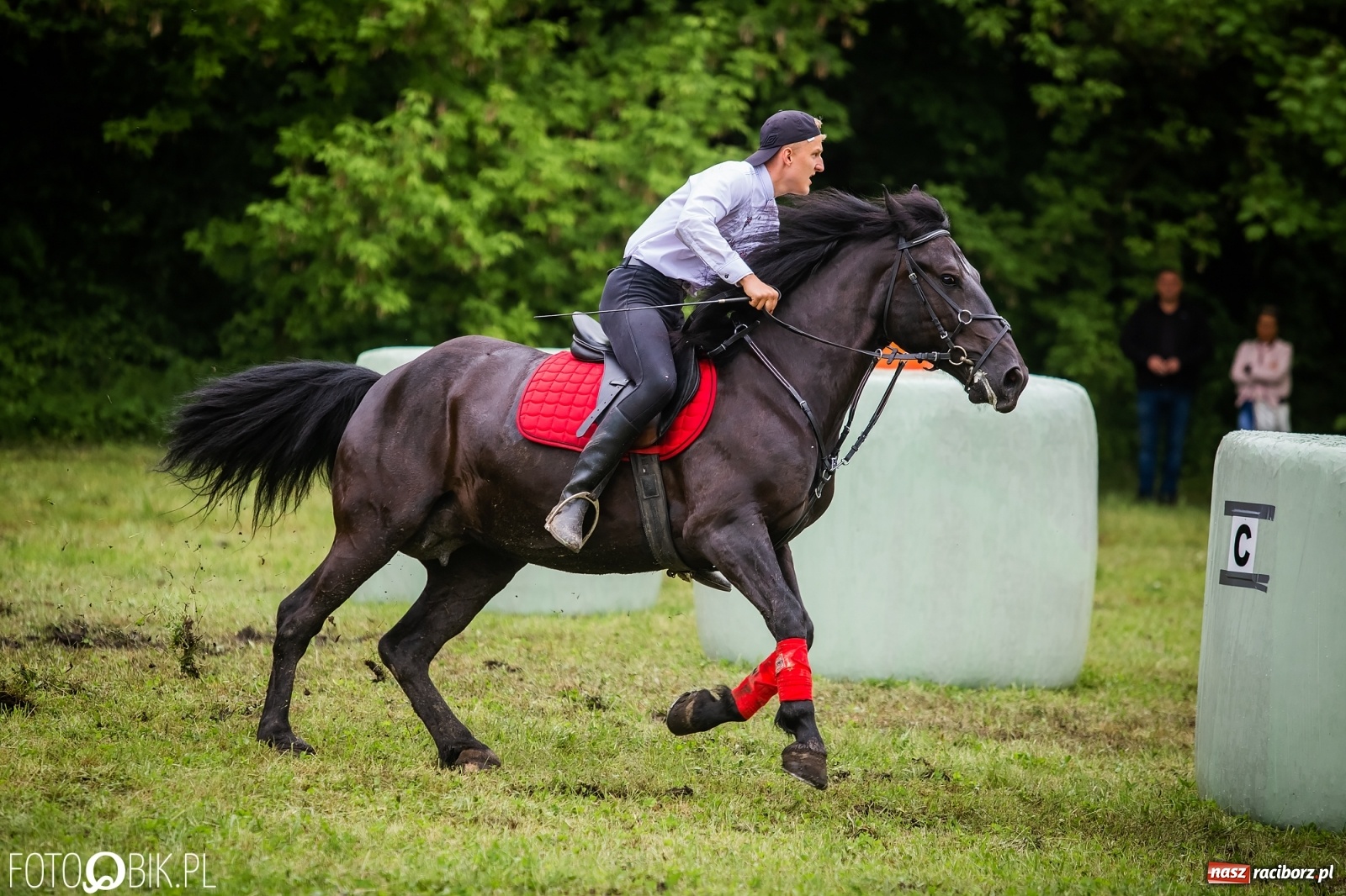 Zdjęcie w galerii na portalu naszraciborz.pl: Konna rywalizacja w Łubowicach [FOTO] wiadomości z regionu