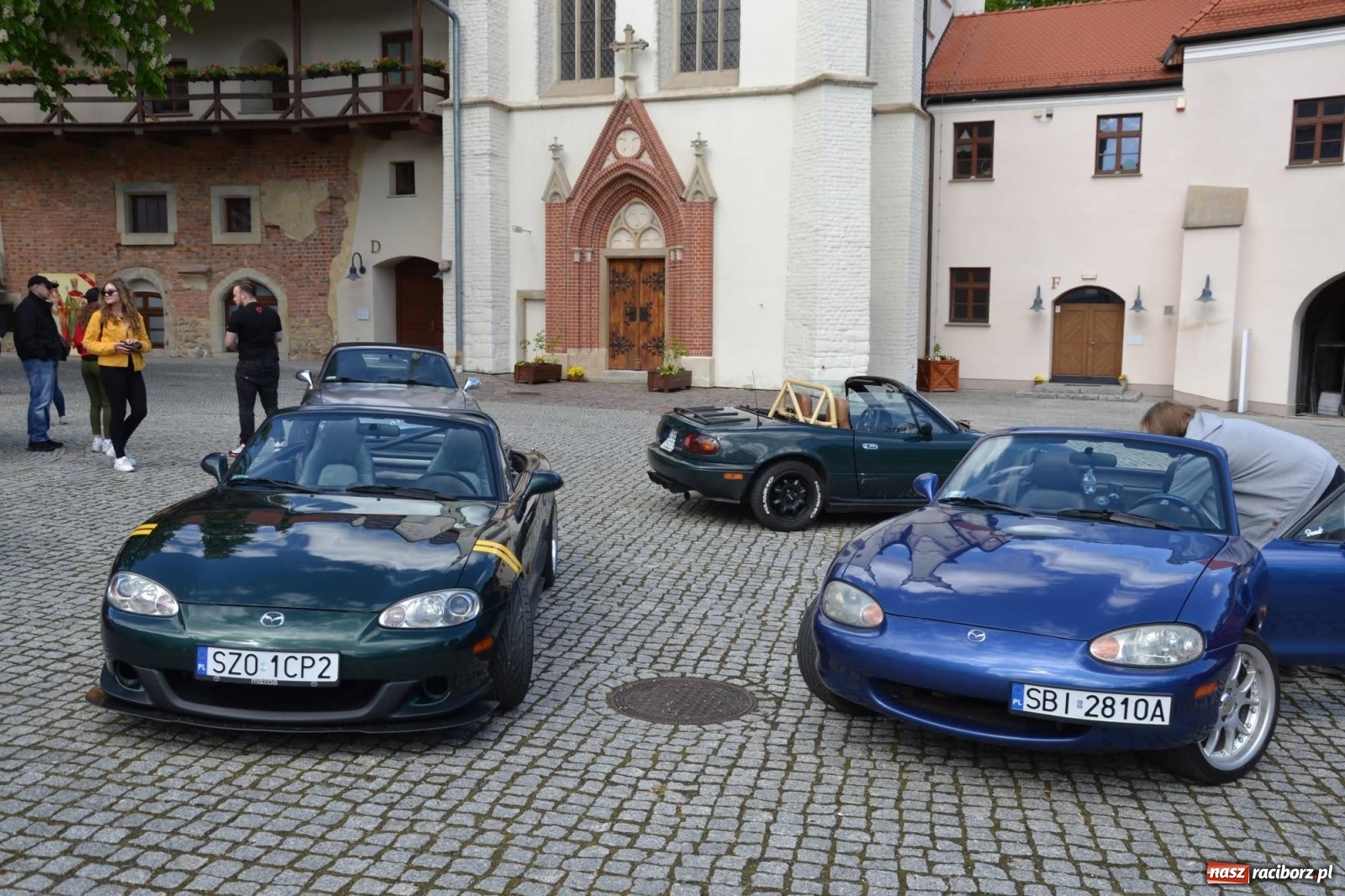 Zdjęcie w galerii na portalu naszraciborz.pl: Racibórz-Tworków. Zlot Mazd MX-5 wiadomości z regionu