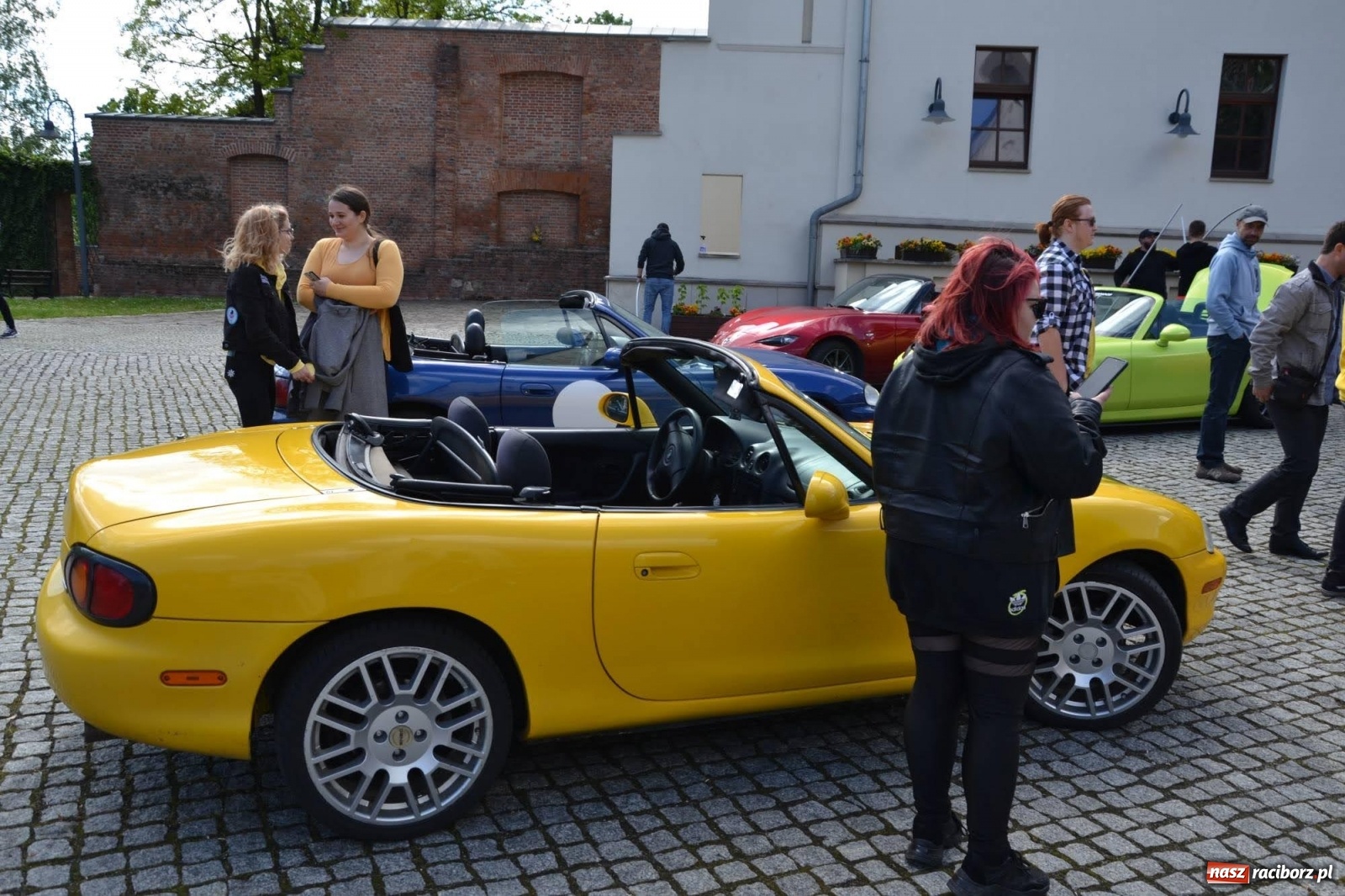 Zdjęcie w galerii na portalu naszraciborz.pl: Racibórz-Tworków. Zlot Mazd MX-5 wiadomości z regionu