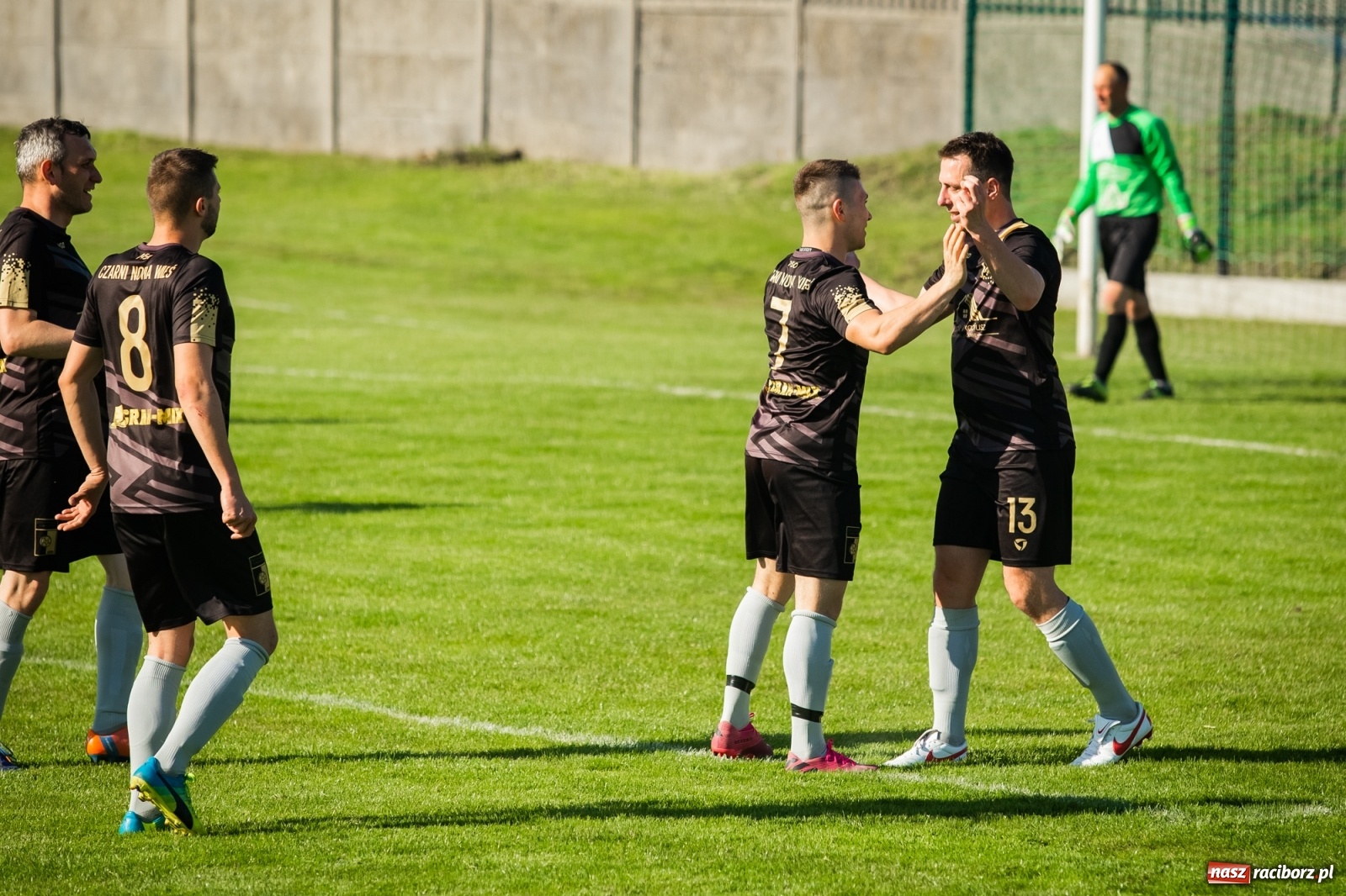 Zdjęcie w galerii na portalu naszraciborz.pl: Osłabieni Czarni bezlitośni dla Studziennej [FOTO] wiadomości z regionu