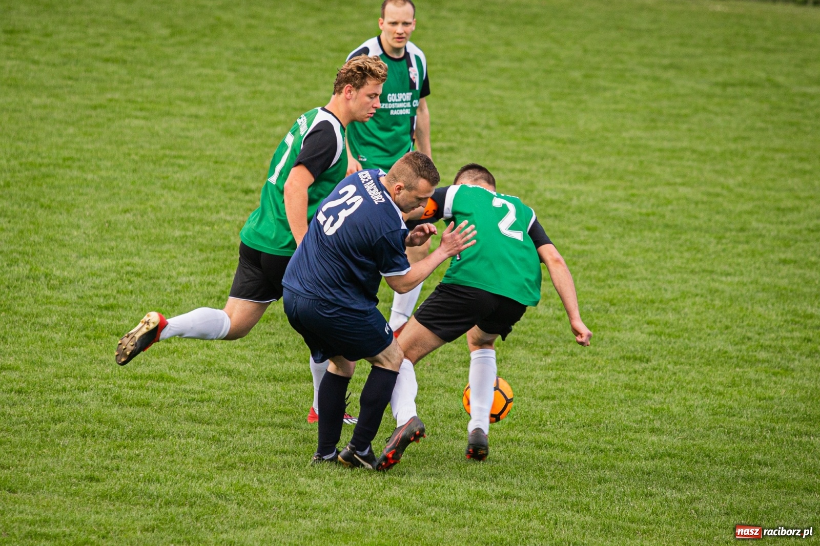 Zdjęcie w galerii na portalu naszraciborz.pl: Lokomotywa ruszyła z opóźnieniem, ale do celu dotała na czas [FOTO] wiadomości z regionu