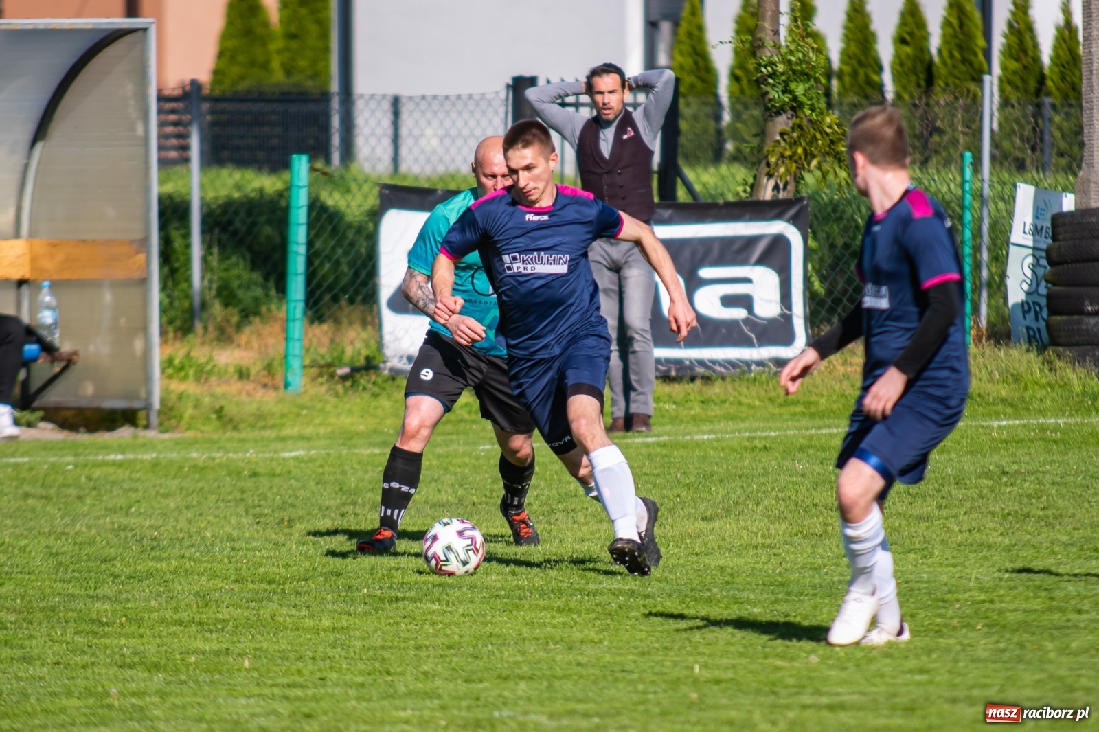 Zdjęcie w galerii na portalu naszraciborz.pl: Krzyżanowice vs Gorzyce. Choć dwoili się i troili, liderowi zbytnio nie podskoczyli [FOTO] wiadomości z regionu
