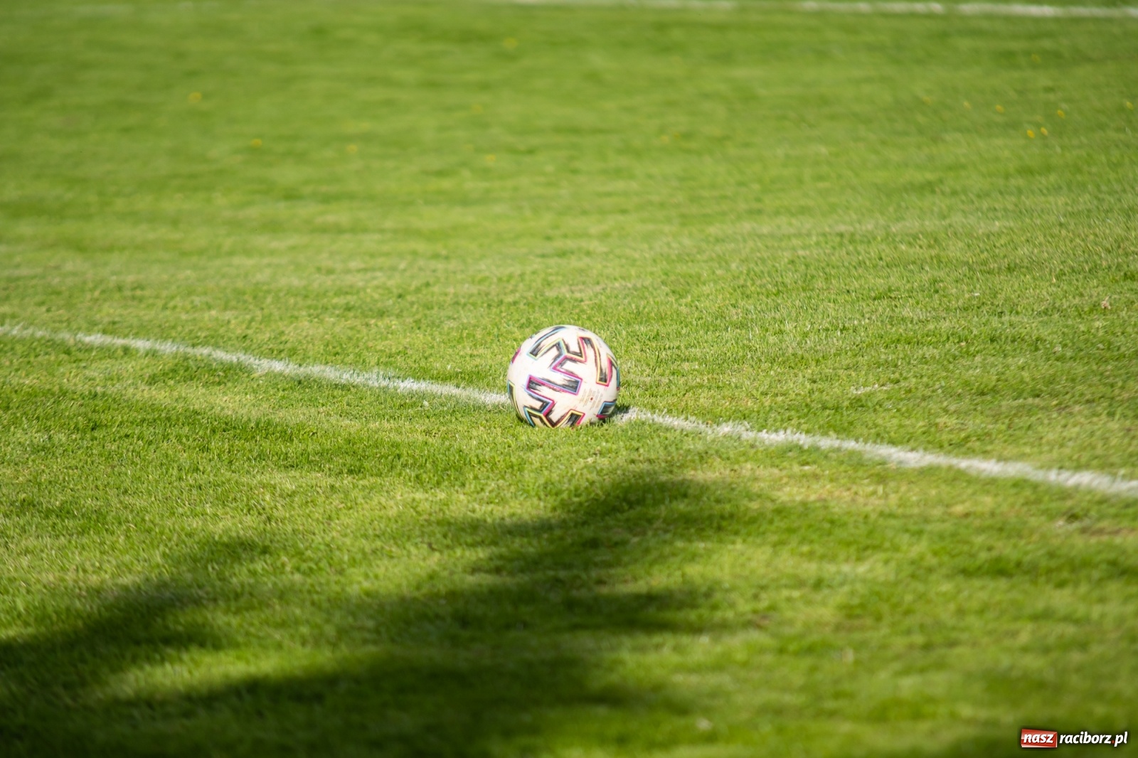 Zdjęcie w galerii na portalu naszraciborz.pl: Krzyżanowice vs Gorzyce. Choć dwoili się i troili, liderowi zbytnio nie podskoczyli [FOTO] wiadomości z regionu