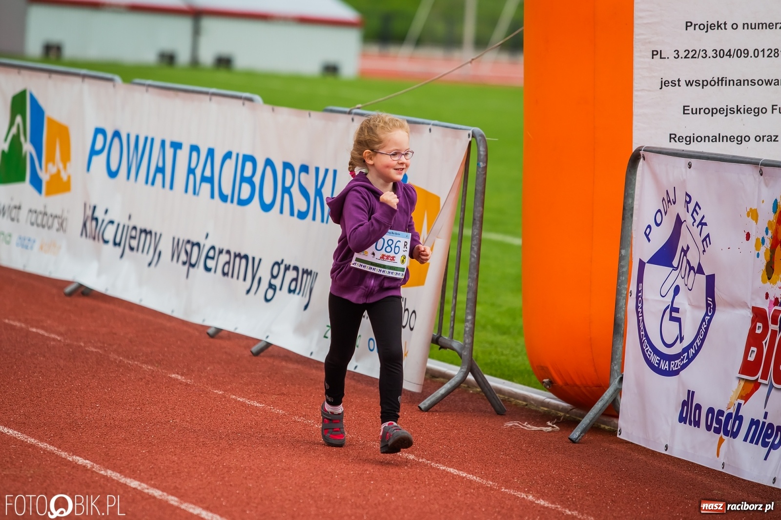 Zdjęcie w galerii na portalu naszraciborz.pl: VI Bieg Bez Barier im. Jurka Wiśniewskiego wiadomości z regionu