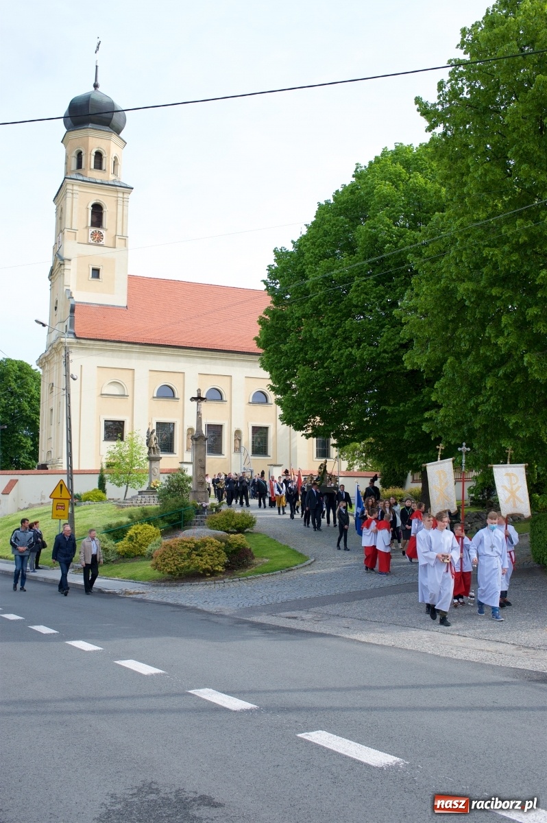 Zdjęcie w galerii na portalu naszraciborz.pl: Tworkowiki w dorocznej procesji na św. Urbana [FOTO] wiadomości z regionu