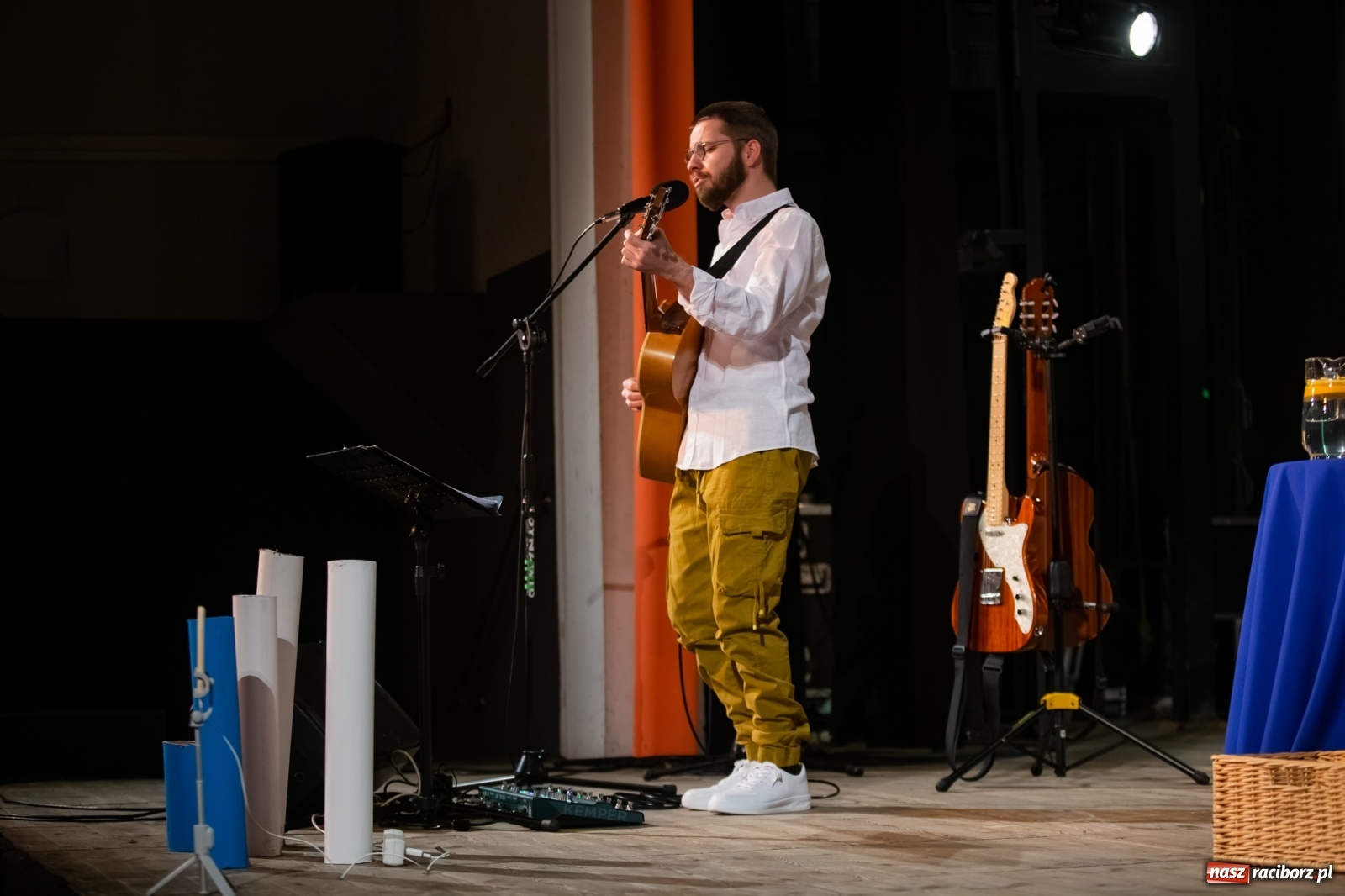 Zdjęcie w galerii na portalu naszraciborz.pl: Premiera 33. Almanachu Prowincjonalnego w DK Strzecha wiadomości z regionu