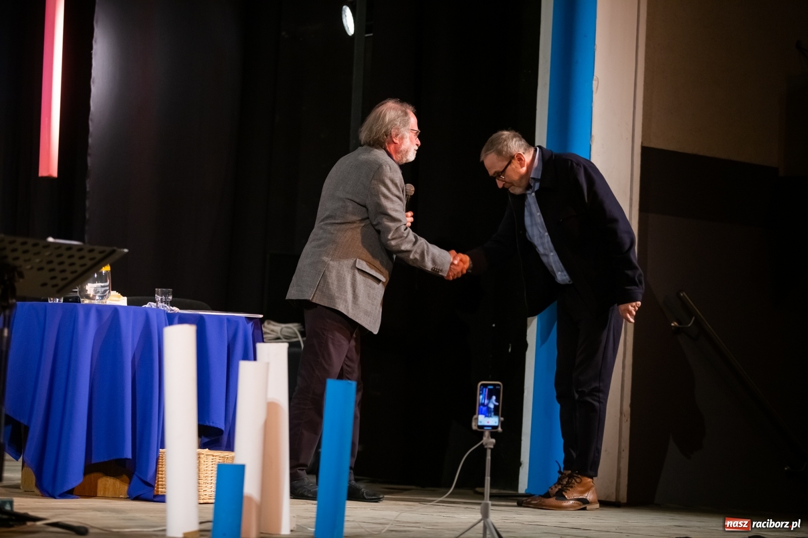 Zdjęcie w galerii na portalu naszraciborz.pl: Premiera 33. Almanachu Prowincjonalnego w DK Strzecha wiadomości z regionu