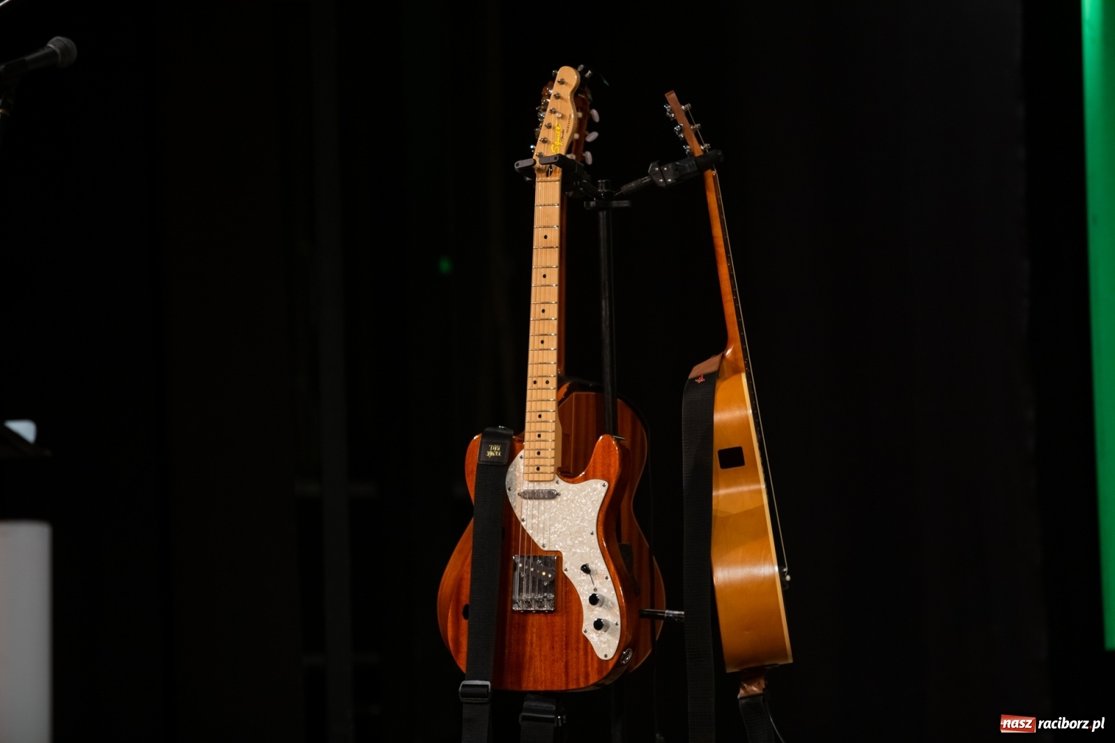 Zdjęcie w galerii na portalu naszraciborz.pl: Premiera 33. Almanachu Prowincjonalnego w DK Strzecha wiadomości z regionu