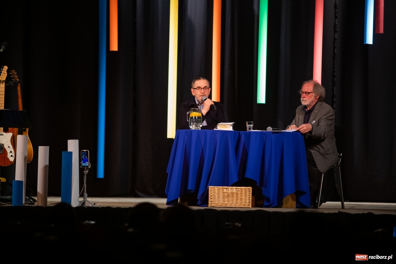 Zdjęcie w galerii na portalu naszraciborz.pl: Premiera 33. Almanachu Prowincjonalnego w DK Strzecha wiadomości z regionu