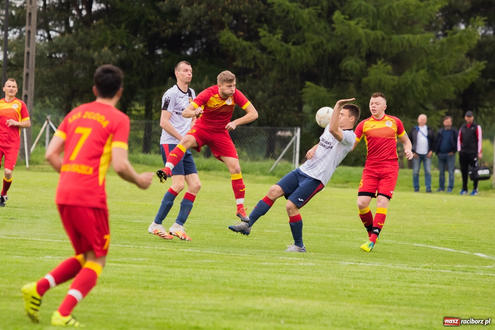 Zdjęcie w galerii na portalu naszraciborz.pl: Płomień z Kobyli niestraszny Zgodzie [FOTO] wiadomości z regionu