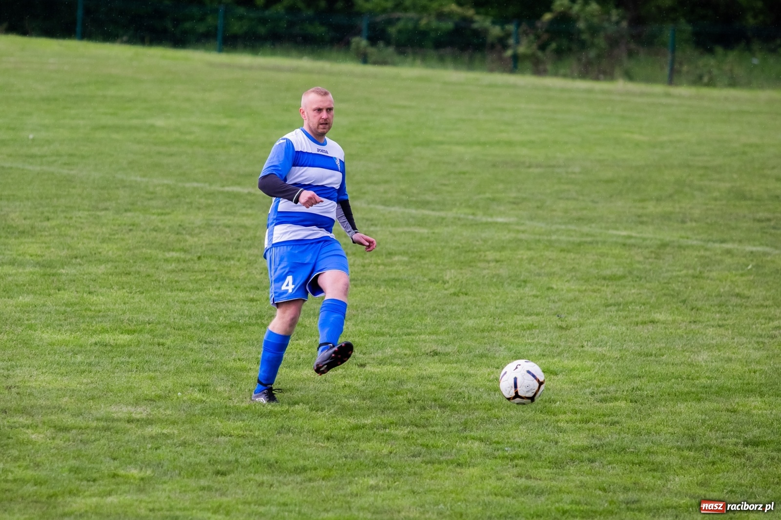 Zdjęcie w galerii na portalu naszraciborz.pl: Brzezie nie sprostało czerwonej latarni A klasy [FOTO] wiadomości z regionu