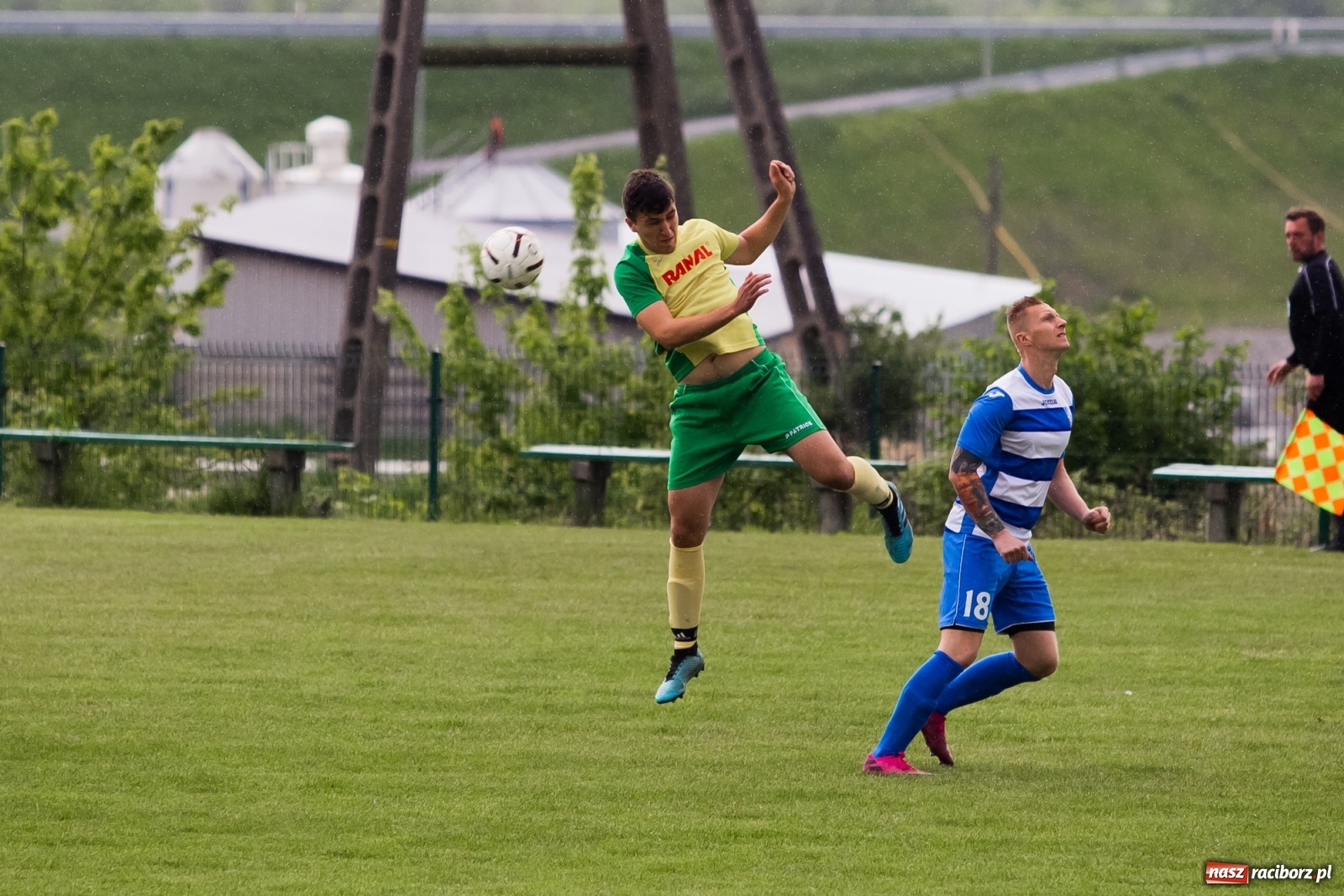 Zdjęcie w galerii na portalu naszraciborz.pl: Brzezie nie sprostało czerwonej latarni A klasy [FOTO] wiadomości z regionu