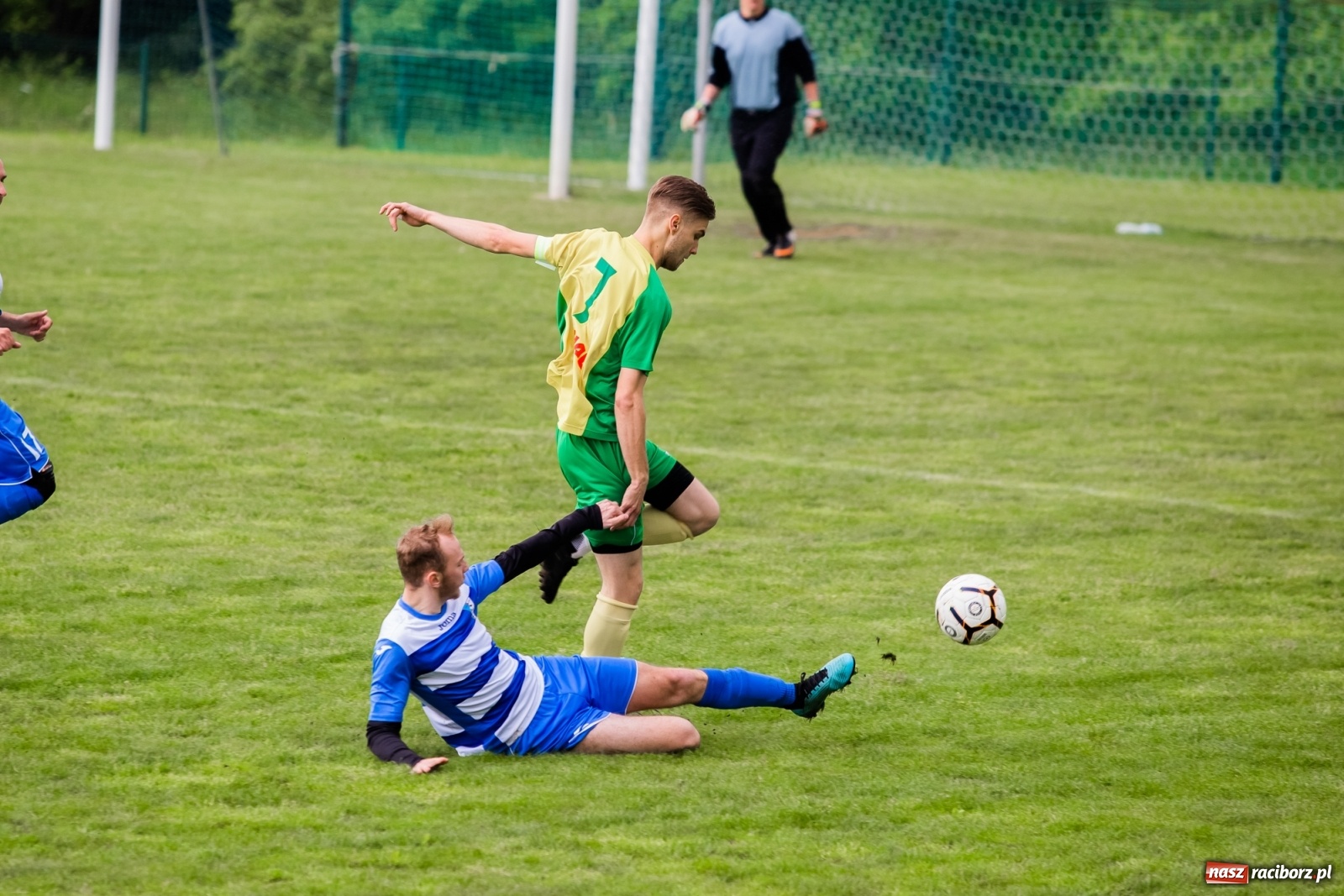 Zdjęcie w galerii na portalu naszraciborz.pl: Brzezie nie sprostało czerwonej latarni A klasy [FOTO] wiadomości z regionu