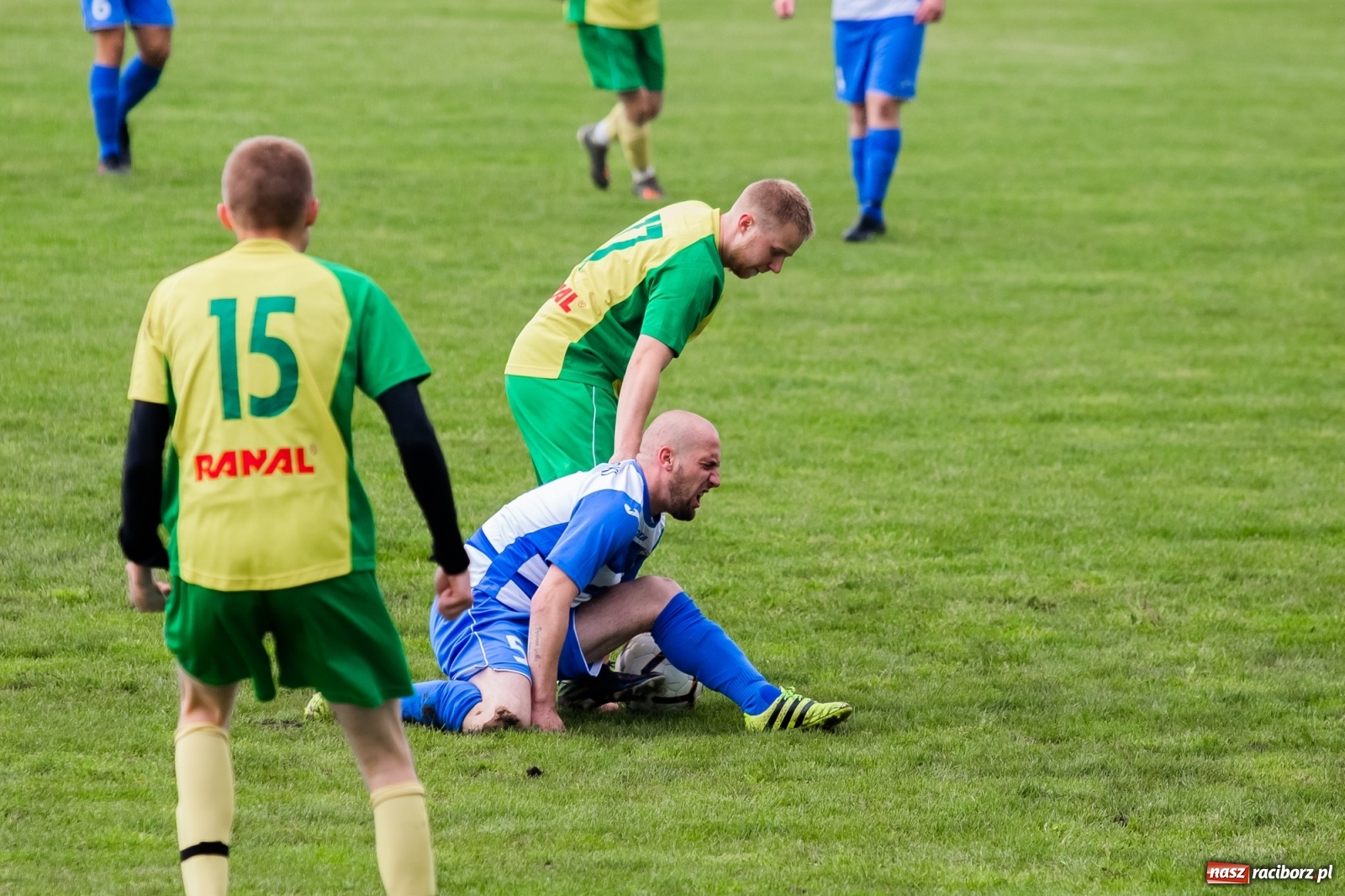 Zdjęcie w galerii na portalu naszraciborz.pl: Brzezie nie sprostało czerwonej latarni A klasy [FOTO] wiadomości z regionu