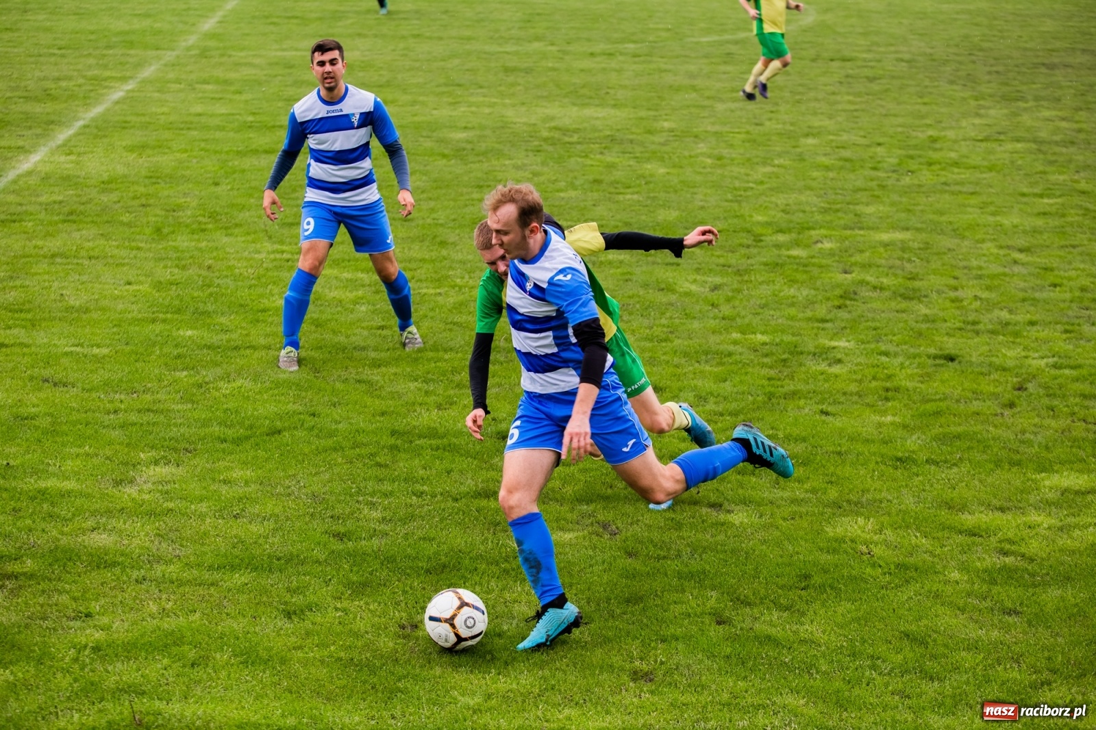Zdjęcie w galerii na portalu naszraciborz.pl: Brzezie nie sprostało czerwonej latarni A klasy [FOTO] wiadomości z regionu
