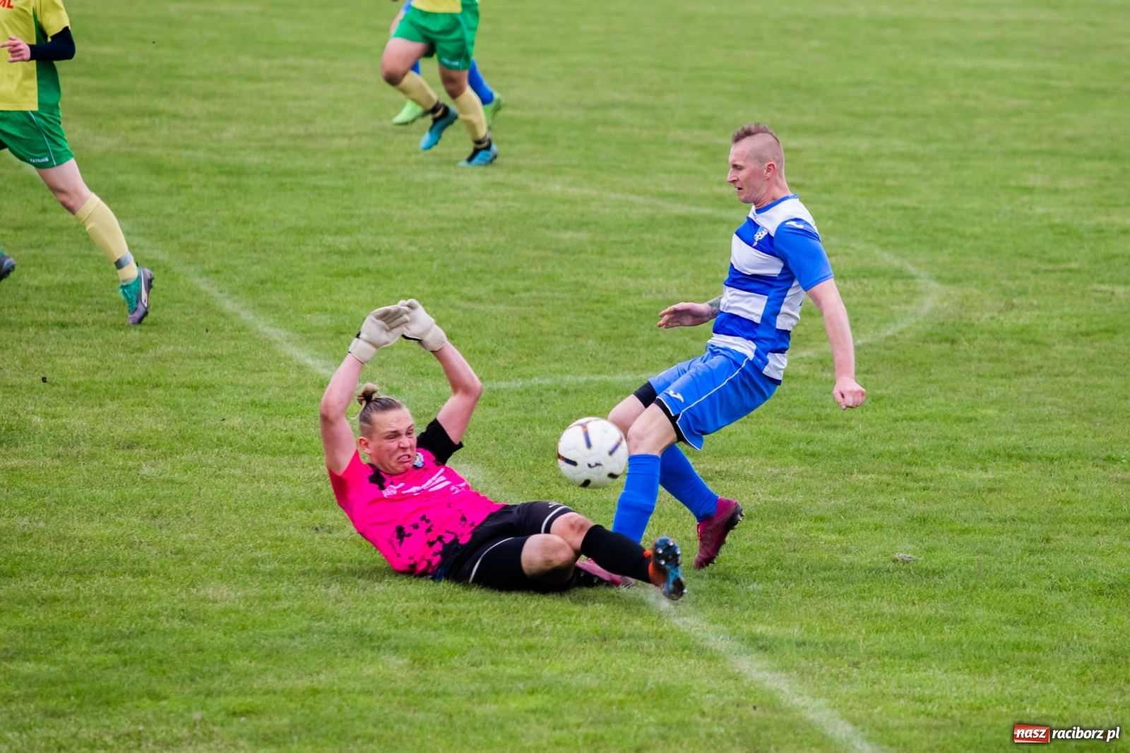 Zdjęcie w galerii na portalu naszraciborz.pl: Brzezie nie sprostało czerwonej latarni A klasy [FOTO] wiadomości z regionu