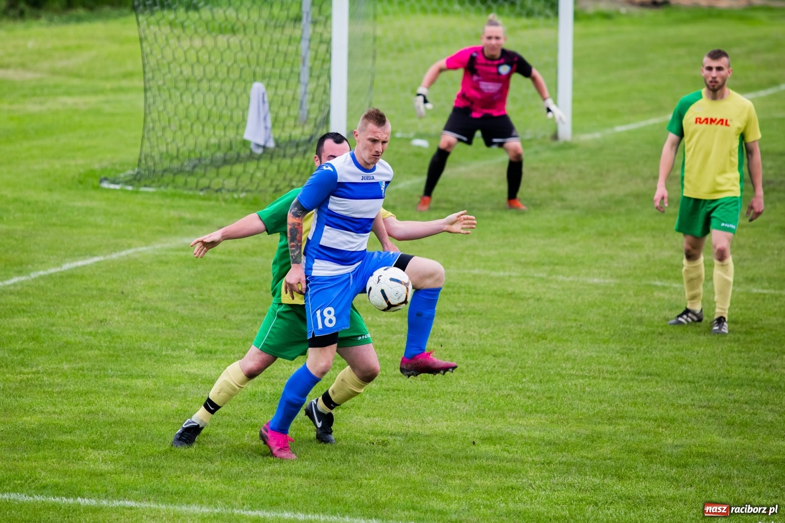 Zdjęcie w galerii na portalu naszraciborz.pl: Brzezie nie sprostało czerwonej latarni A klasy [FOTO] wiadomości z regionu