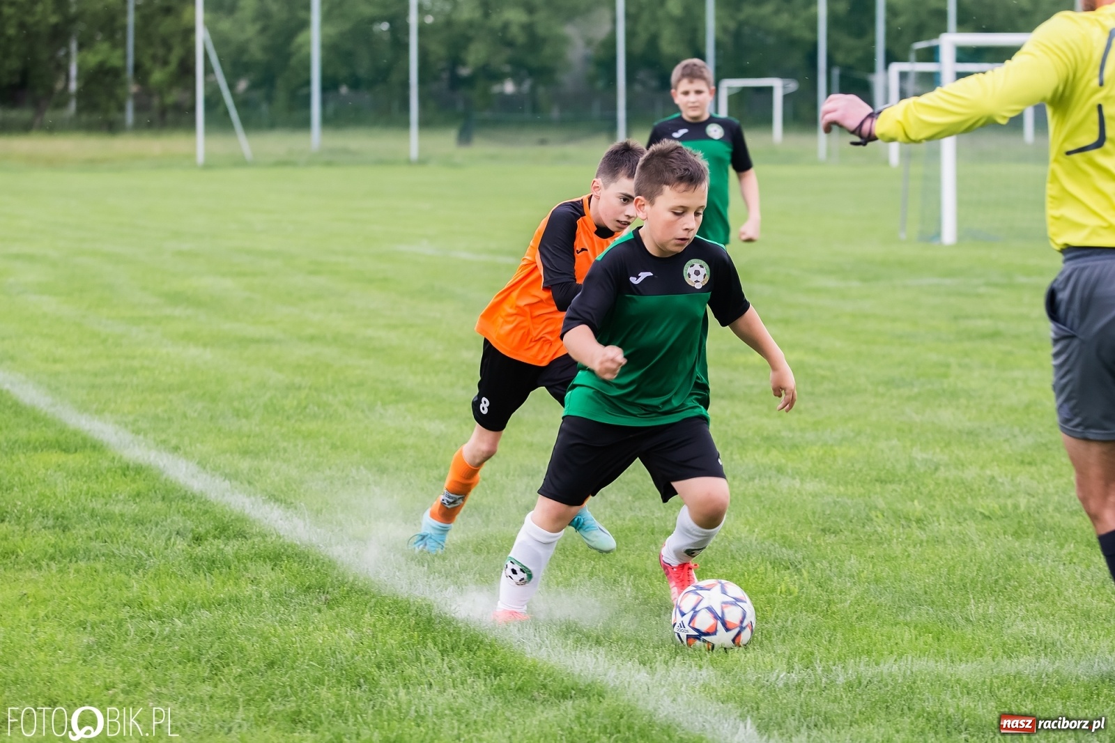 Zdjęcie w galerii na portalu naszraciborz.pl: Orliki Tworkowa górą przy Łąkowej [FOTO] wiadomości z regionu
