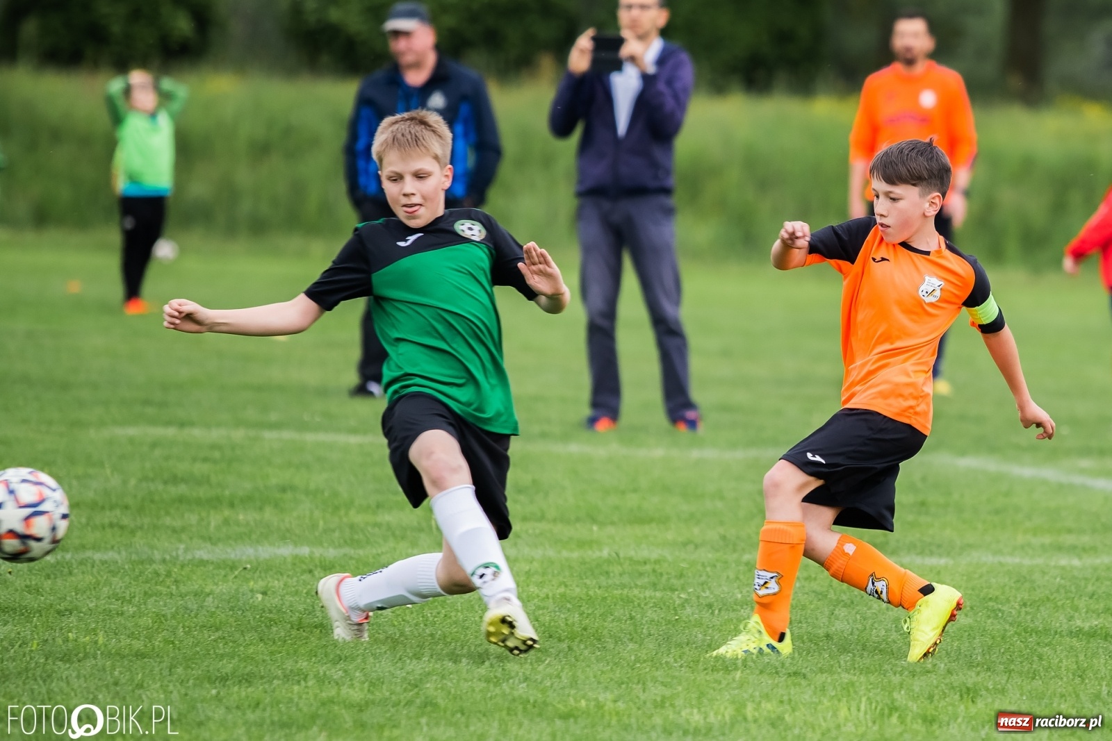 Zdjęcie w galerii na portalu naszraciborz.pl: Orliki Tworkowa górą przy Łąkowej [FOTO] wiadomości z regionu
