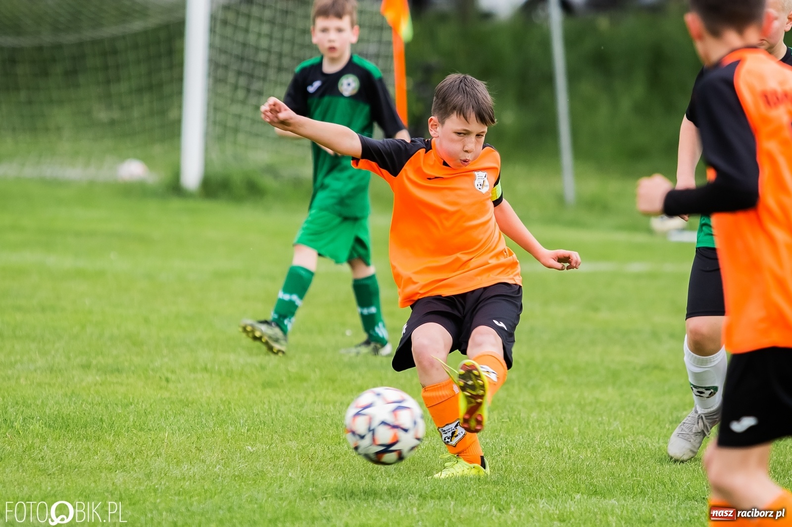 Zdjęcie w galerii na portalu naszraciborz.pl: Orliki Tworkowa górą przy Łąkowej [FOTO] wiadomości z regionu