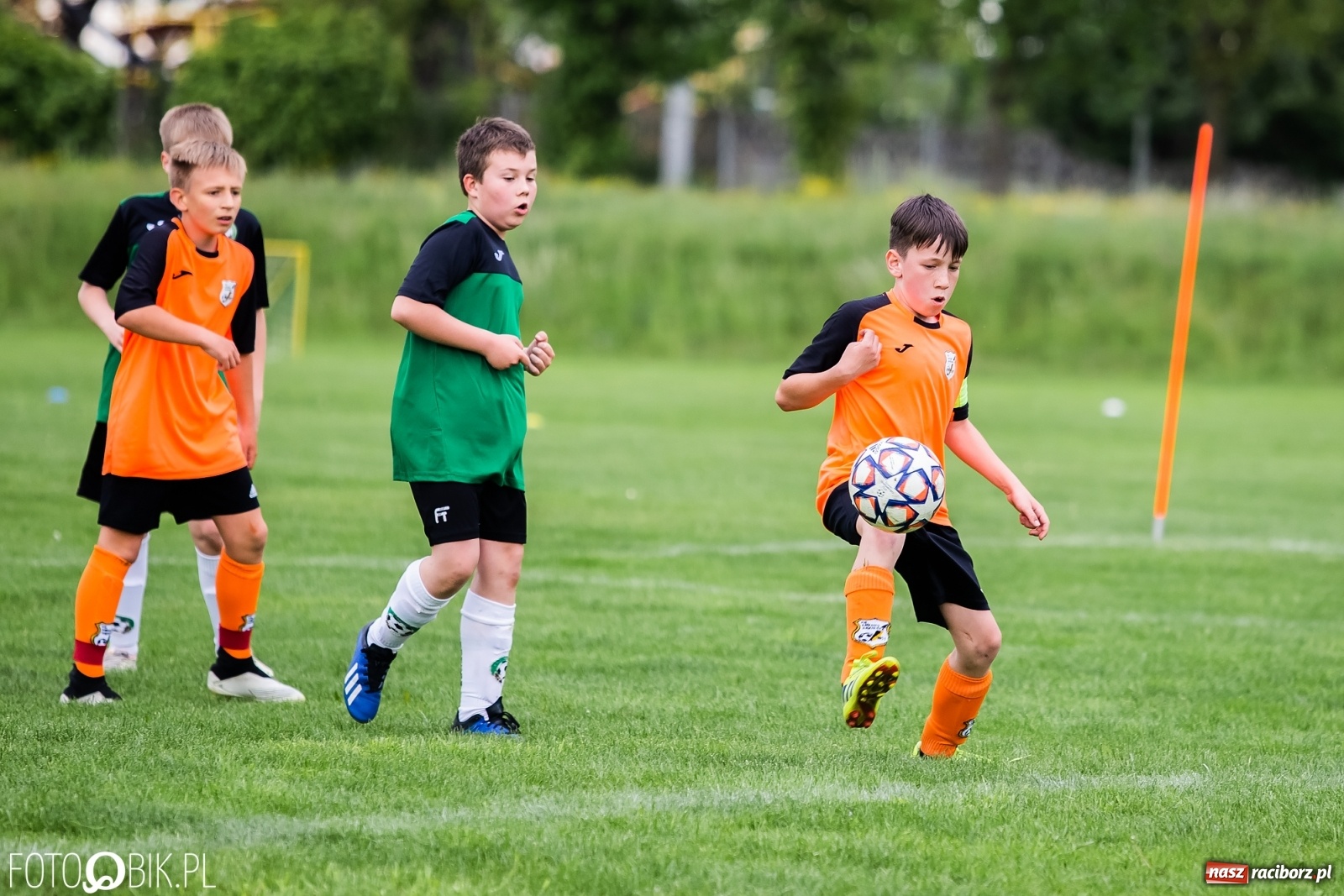 Zdjęcie w galerii na portalu naszraciborz.pl: Orliki Tworkowa górą przy Łąkowej [FOTO] wiadomości z regionu