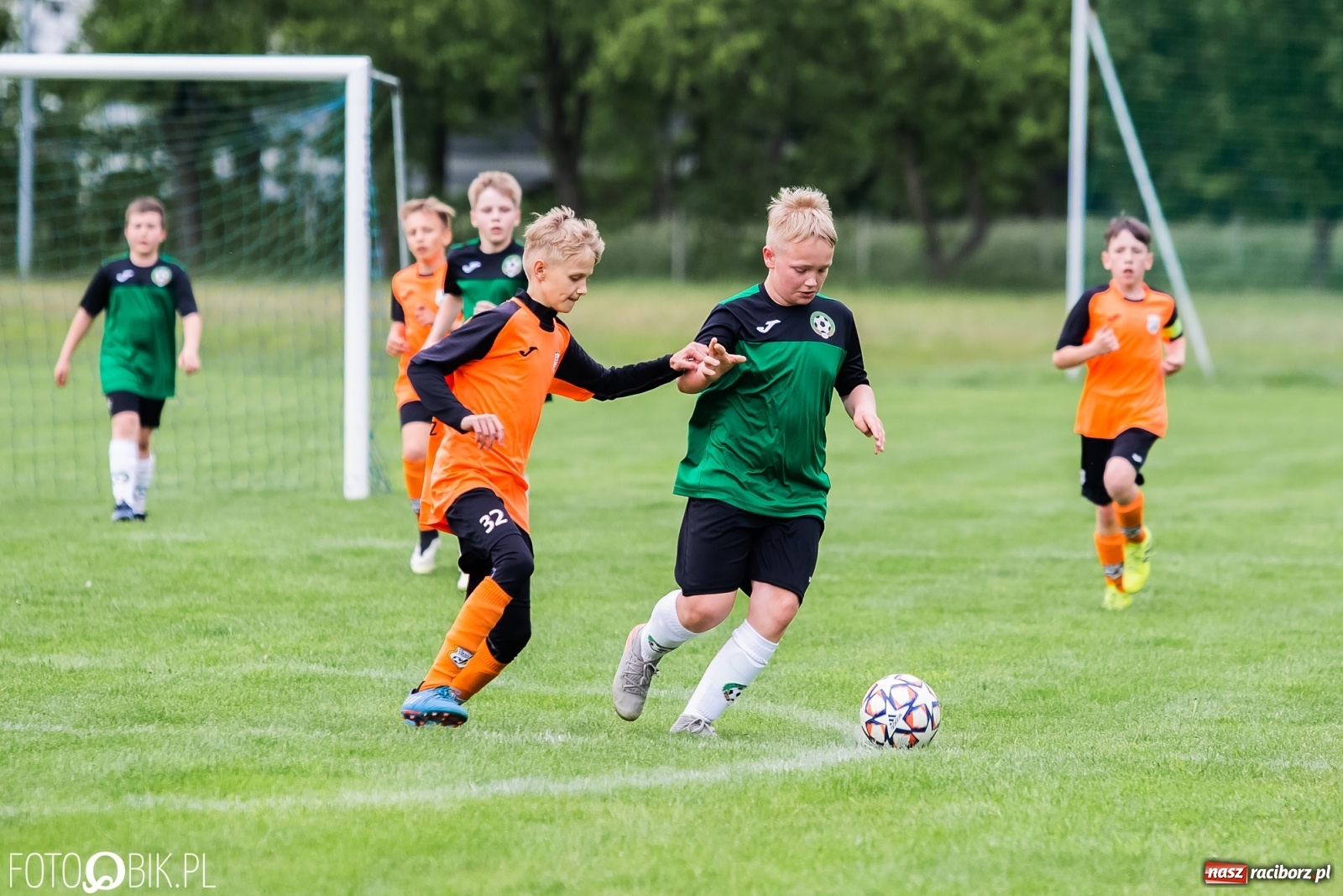 Zdjęcie w galerii na portalu naszraciborz.pl: Orliki Tworkowa górą przy Łąkowej [FOTO] wiadomości z regionu