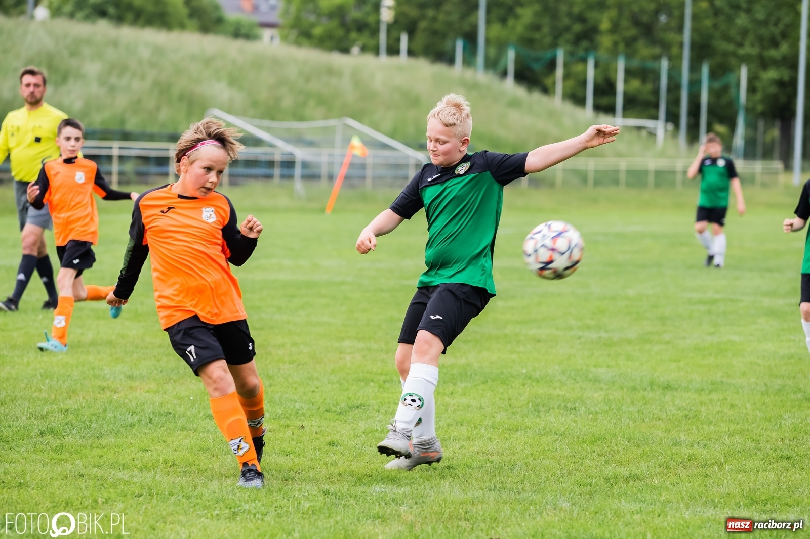 Zdjęcie w galerii na portalu naszraciborz.pl: Orliki Tworkowa górą przy Łąkowej [FOTO] wiadomości z regionu