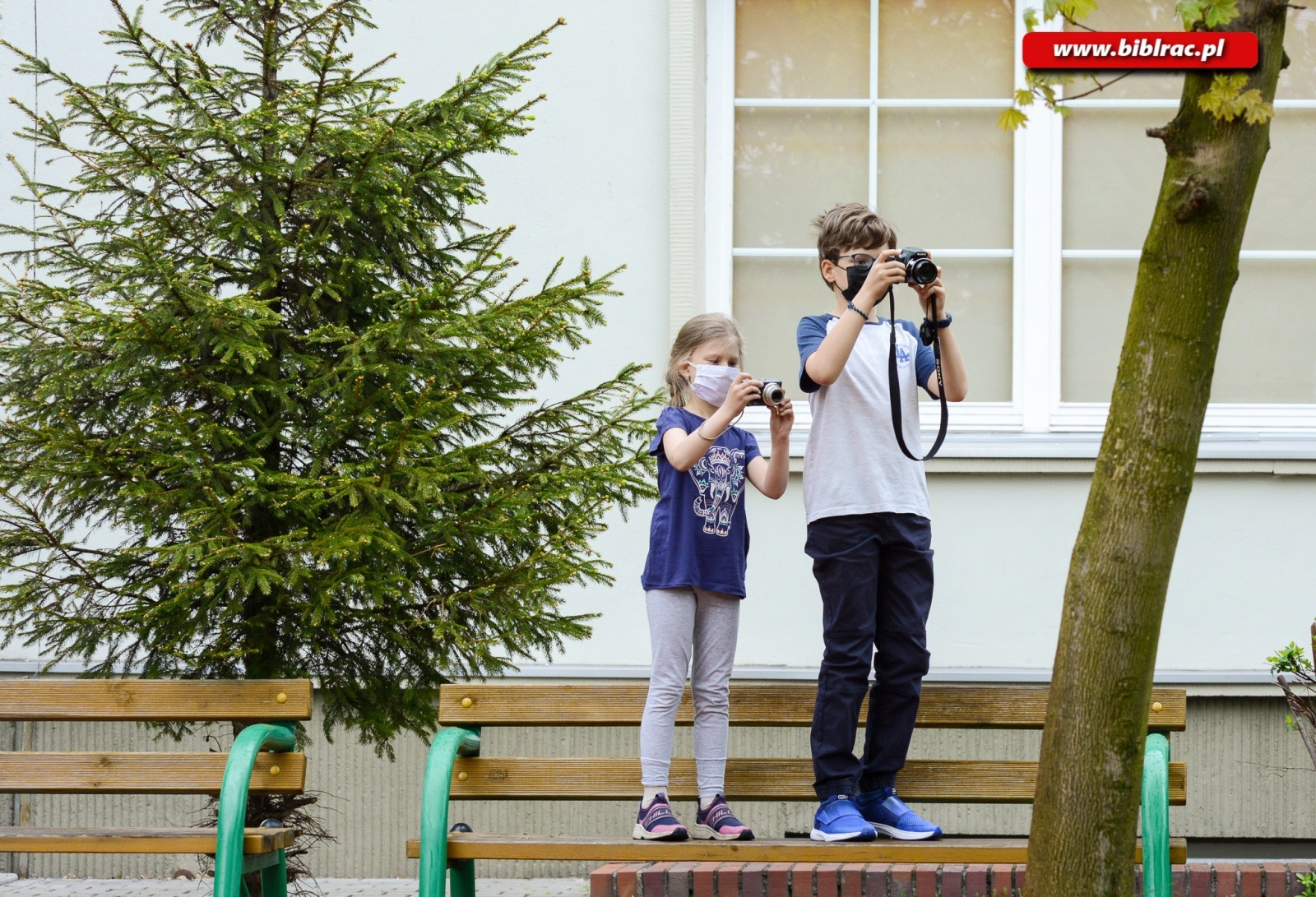 Zdjęcie w galerii na portalu naszraciborz.pl: Twórcze warsztaty w bibliotece na Ocicach wiadomości z regionu