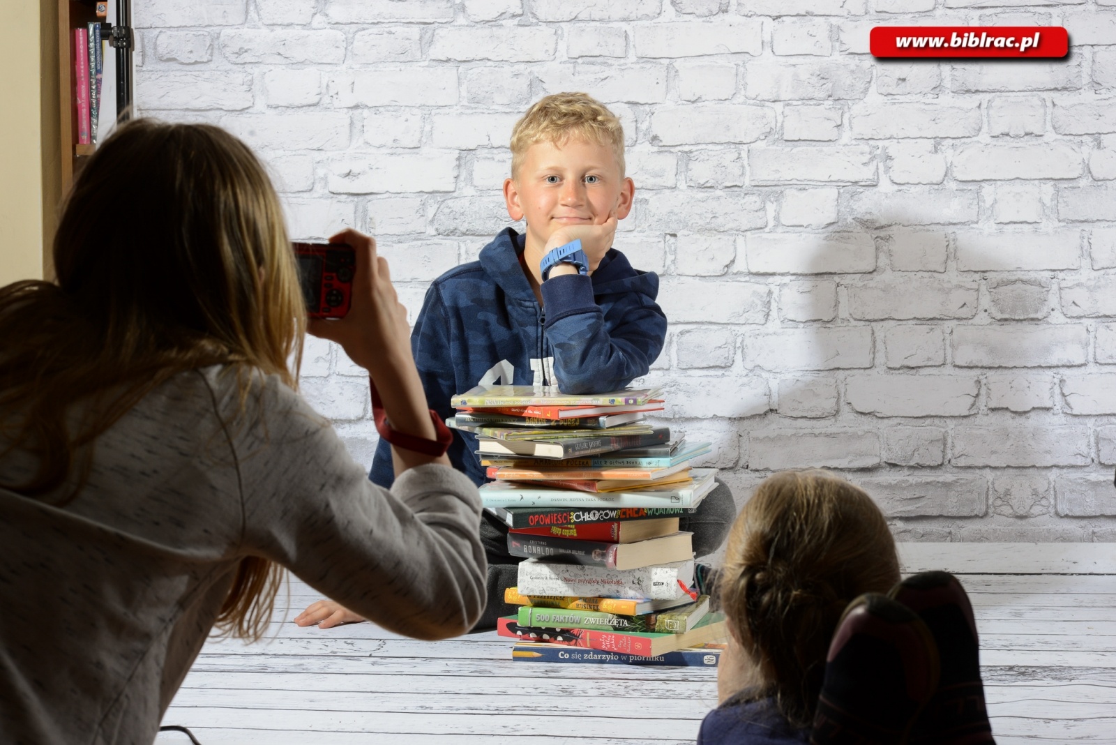 Zdjęcie w galerii na portalu naszraciborz.pl: Twórcze warsztaty w bibliotece na Ocicach wiadomości z regionu