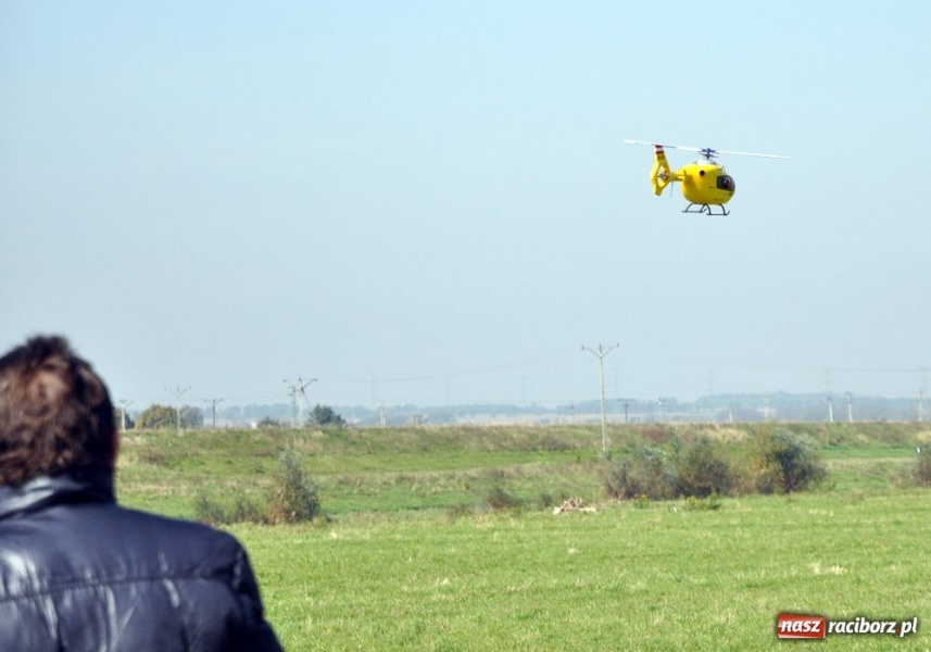 Zdjęcie w galerii na portalu naszraciborz.pl: Pogoda dopisała. Piękne pokazy wiadomości z regionu