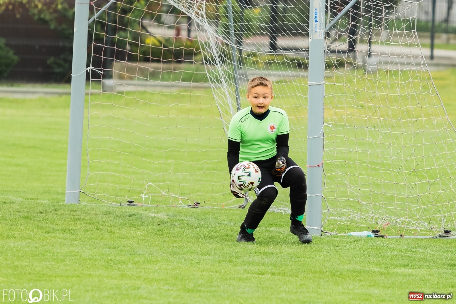 Zdjęcie w galerii na portalu naszraciborz.pl: Ostre strzelanie przy Urbana. Młodziki Studziennej z wygraną [FOTO] wiadomości z regionu