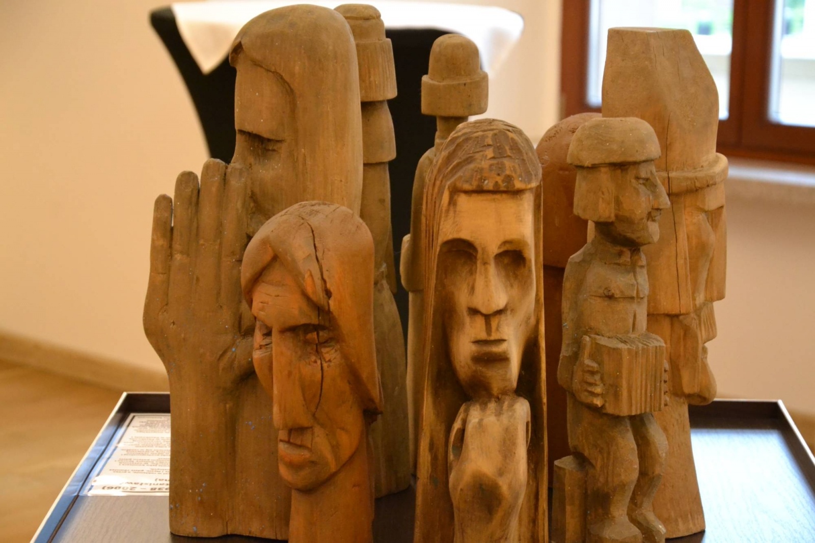 Zdjęcie w galerii na portalu naszraciborz.pl: Malarstwo sztalugowe Wiesława Mazura. Finisaż wystawy na Zamku Piastowskim [FOTO] wiadomości z regionu