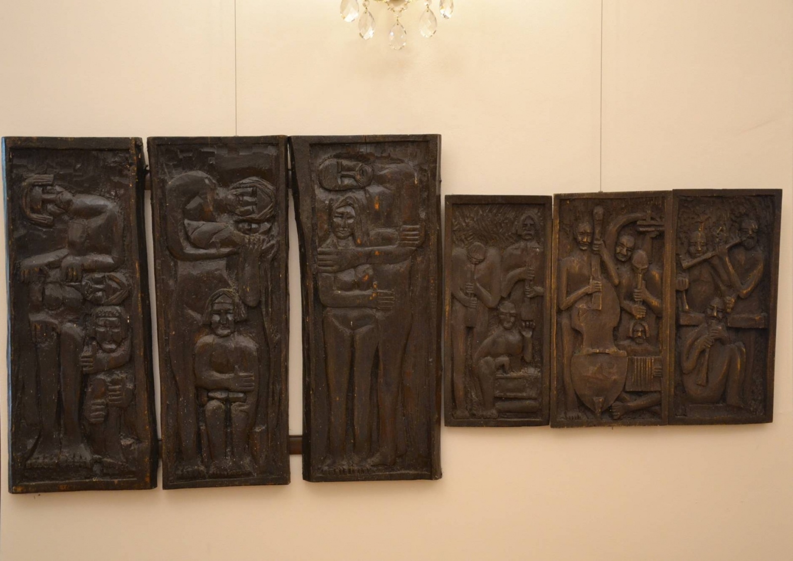 Zdjęcie w galerii na portalu naszraciborz.pl: Malarstwo sztalugowe Wiesława Mazura. Finisaż wystawy na Zamku Piastowskim [FOTO] wiadomości z regionu