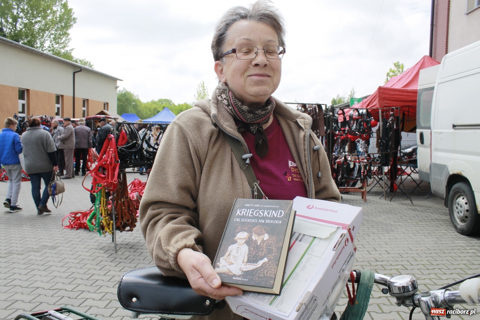 Zdjęcie w galerii na portalu naszraciborz.pl: Skarby i szpargały. Co można znaleźć na jarmarkach staroci? wiadomości z regionu