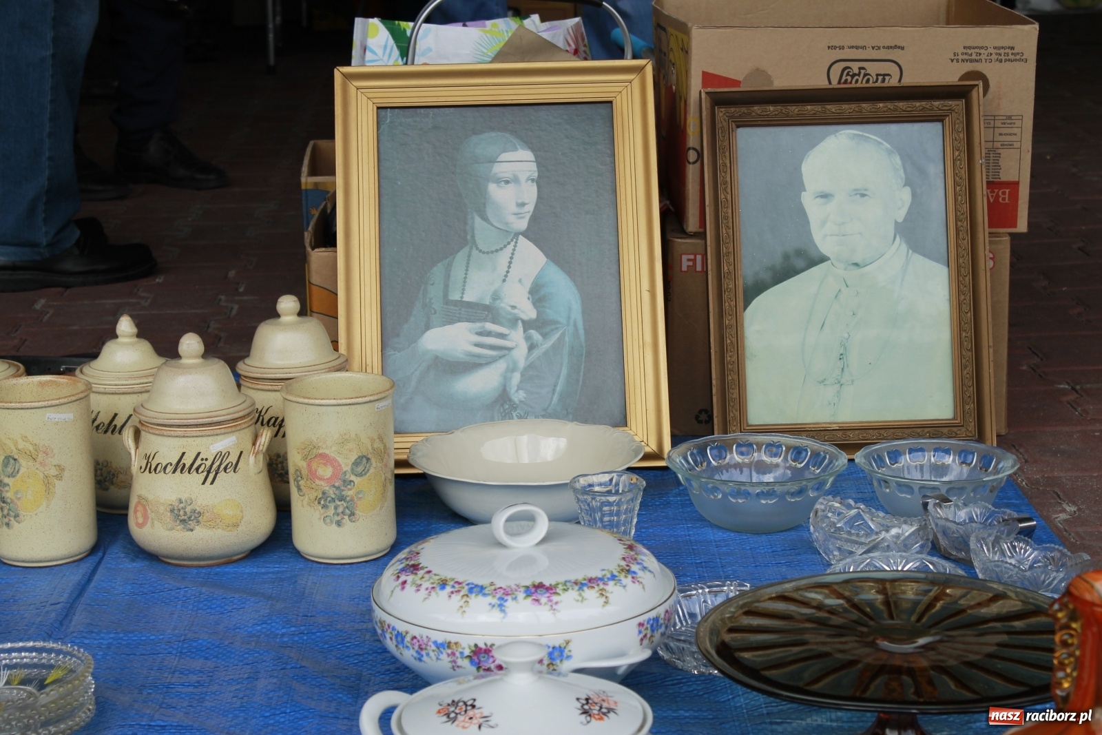 Zdjęcie w galerii na portalu naszraciborz.pl: Skarby i szpargały. Co można znaleźć na jarmarkach staroci? wiadomości z regionu