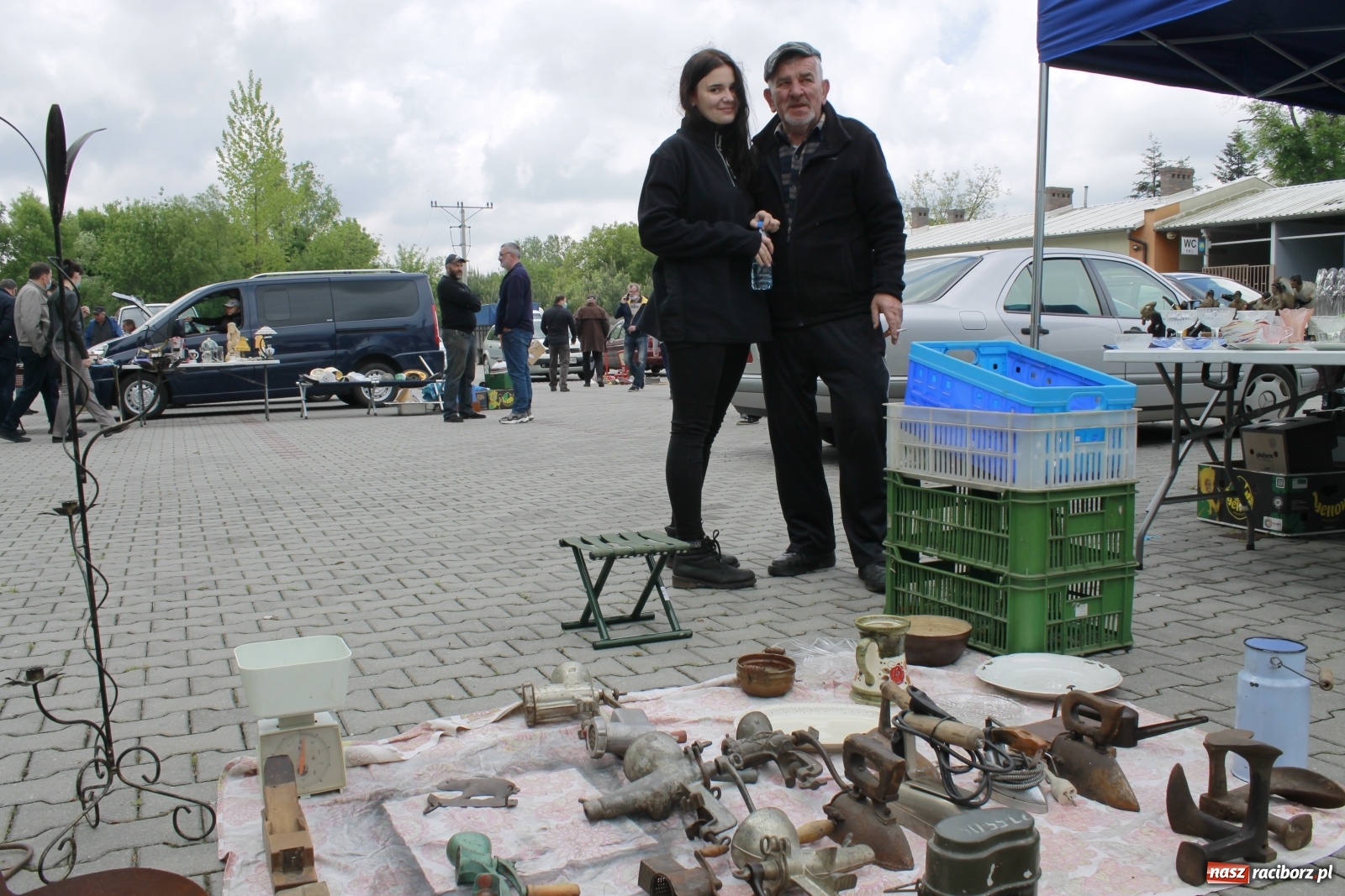 Zdjęcie w galerii na portalu naszraciborz.pl: Skarby i szpargały. Co można znaleźć na jarmarkach staroci? wiadomości z regionu