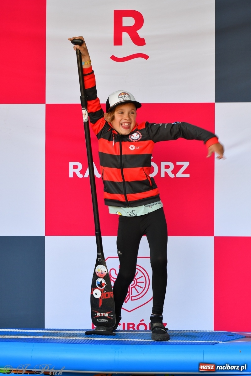 Zdjęcie w galerii na portalu naszraciborz.pl: Racibórz. Wielkie wiosłowanie w parku m. Roth wiadomości z regionu