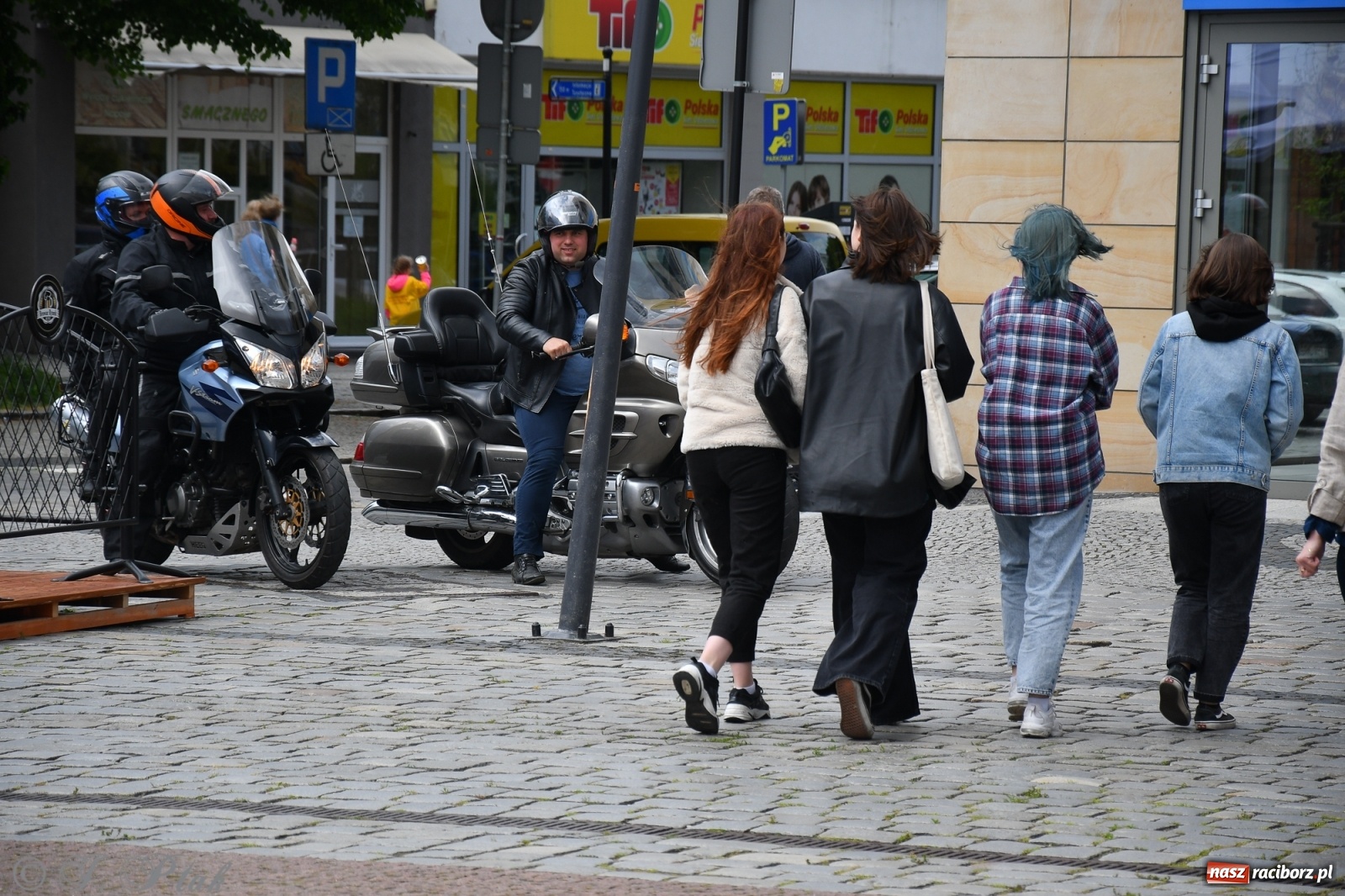 Zdjęcie w galerii na portalu naszraciborz.pl: Święcenie przy wysokich obrotach, czyli motocyklowe rozpoczęcie sezonu 2021 w Raciborzu [FOTO i WIDEO] wiadomości z regionu