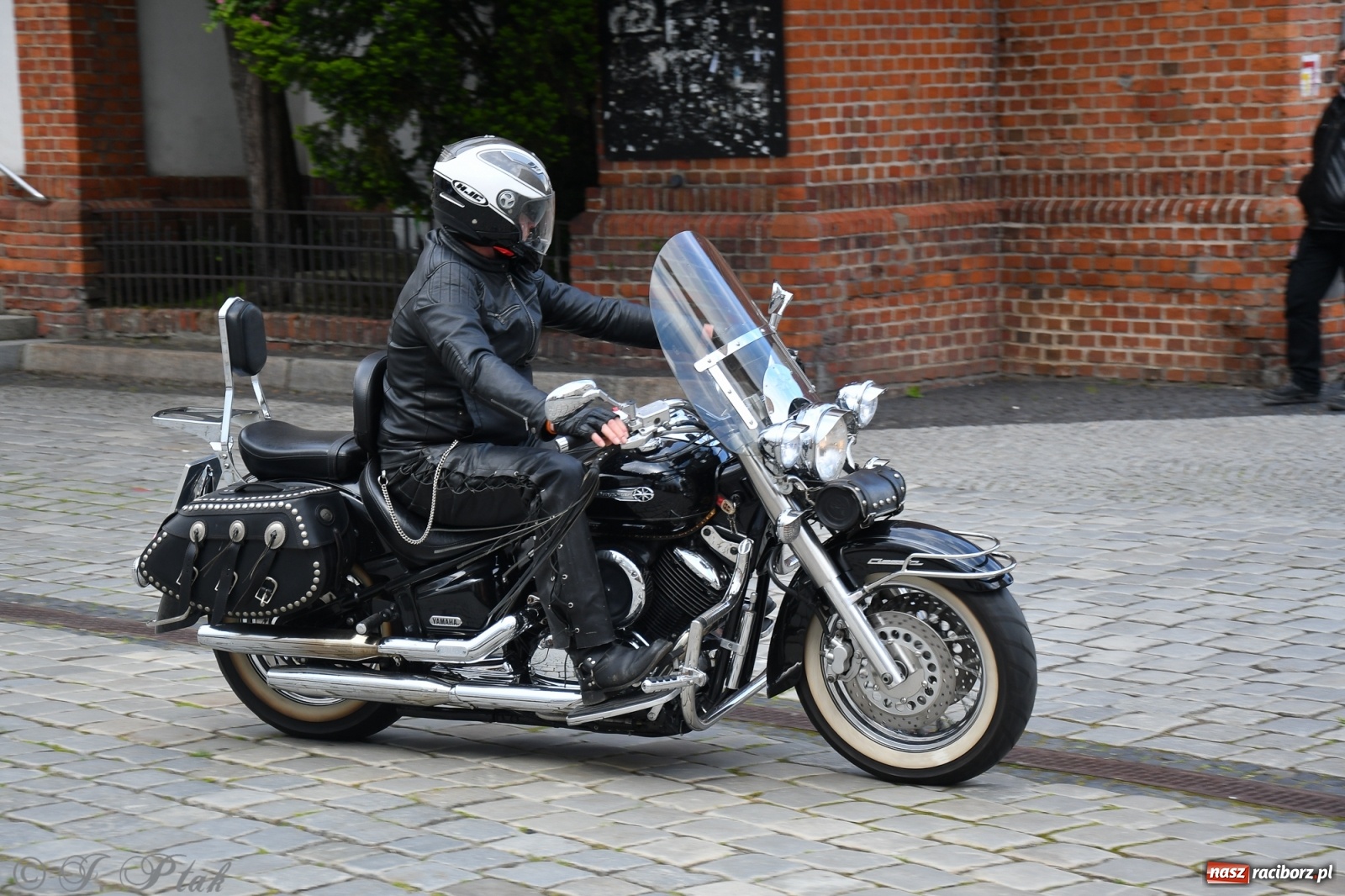 Zdjęcie w galerii na portalu naszraciborz.pl: Święcenie przy wysokich obrotach, czyli motocyklowe rozpoczęcie sezonu 2021 w Raciborzu [FOTO i WIDEO] wiadomości z regionu