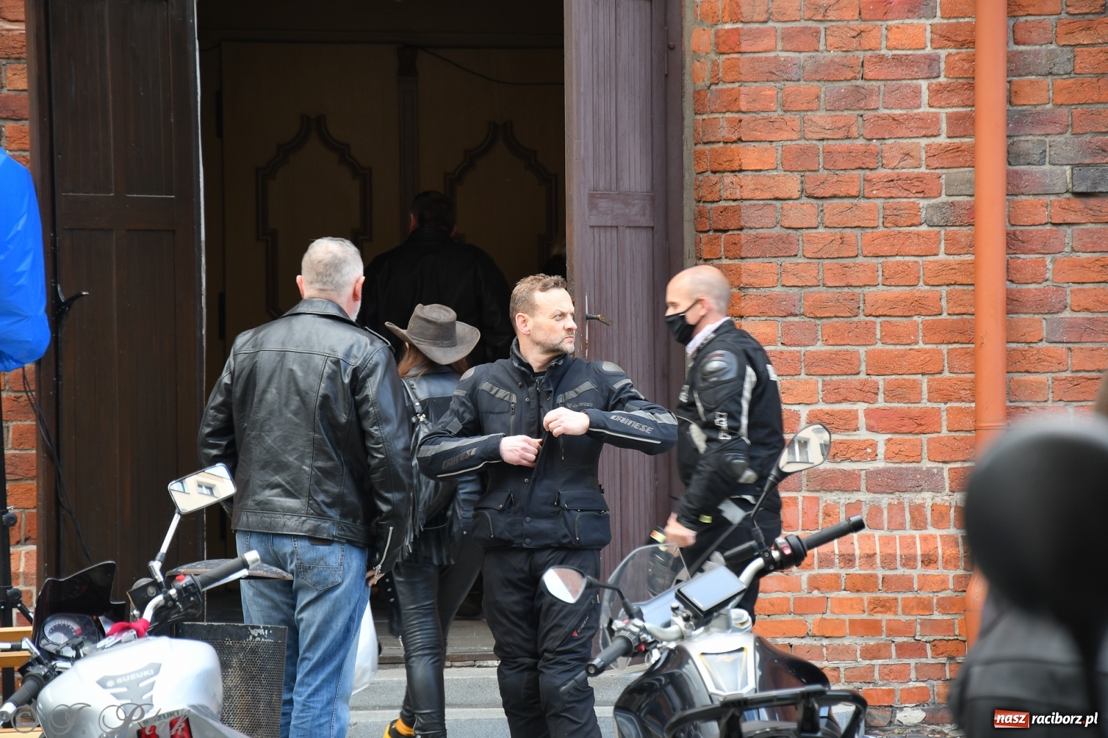 Zdjęcie w galerii na portalu naszraciborz.pl: Święcenie przy wysokich obrotach, czyli motocyklowe rozpoczęcie sezonu 2021 w Raciborzu [FOTO i WIDEO] wiadomości z regionu