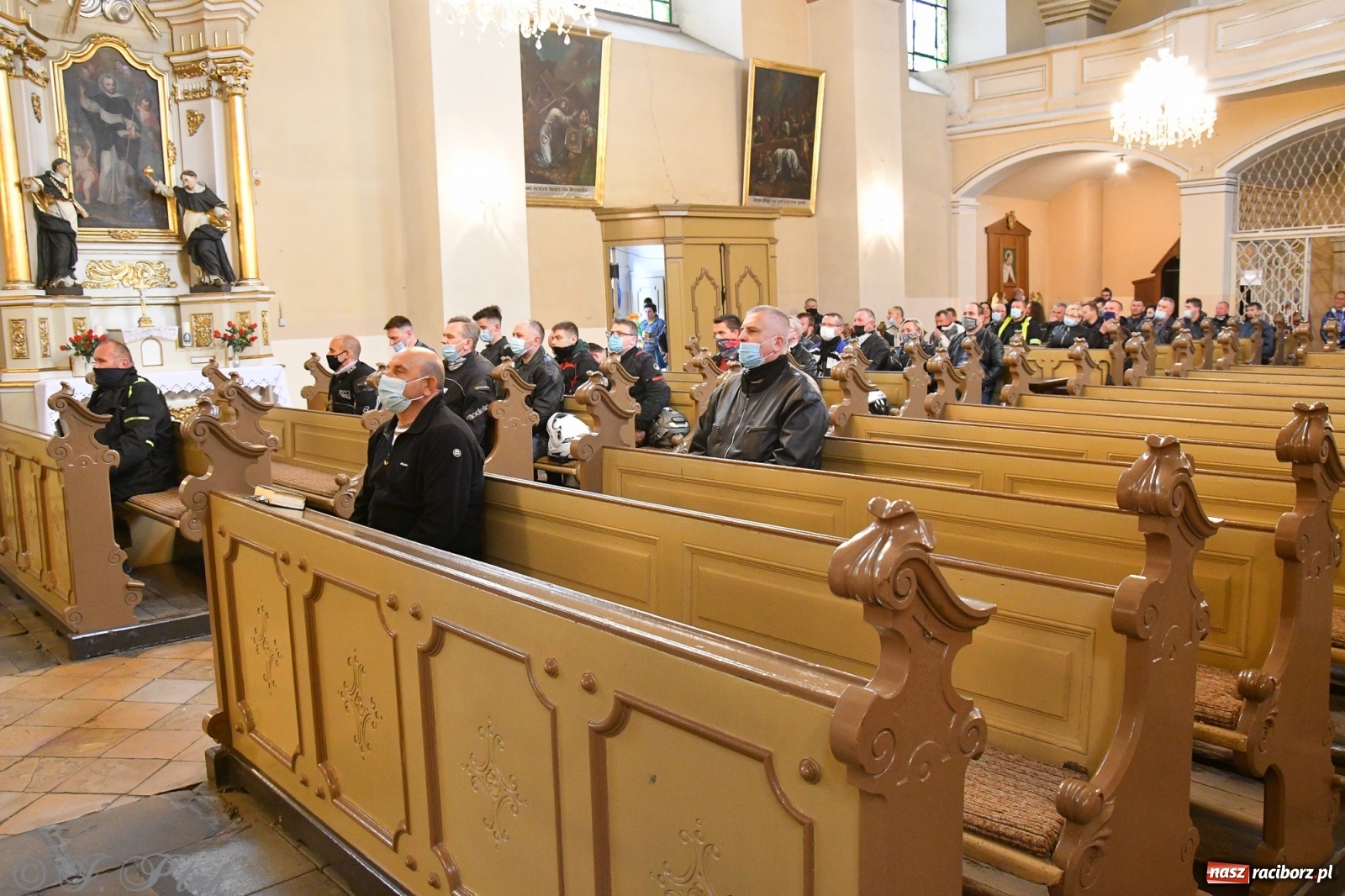 Zdjęcie w galerii na portalu naszraciborz.pl: Święcenie przy wysokich obrotach, czyli motocyklowe rozpoczęcie sezonu 2021 w Raciborzu [FOTO i WIDEO] wiadomości z regionu