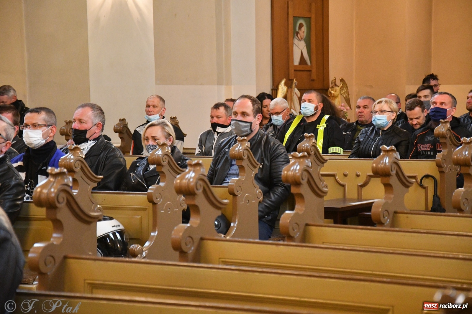 Zdjęcie w galerii na portalu naszraciborz.pl: Święcenie przy wysokich obrotach, czyli motocyklowe rozpoczęcie sezonu 2021 w Raciborzu [FOTO i WIDEO] wiadomości z regionu