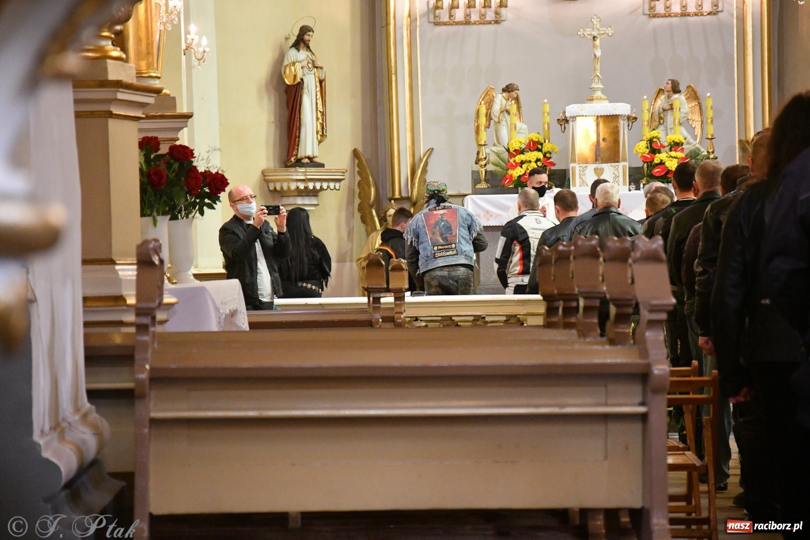 Zdjęcie w galerii na portalu naszraciborz.pl: Święcenie przy wysokich obrotach, czyli motocyklowe rozpoczęcie sezonu 2021 w Raciborzu [FOTO i WIDEO] wiadomości z regionu