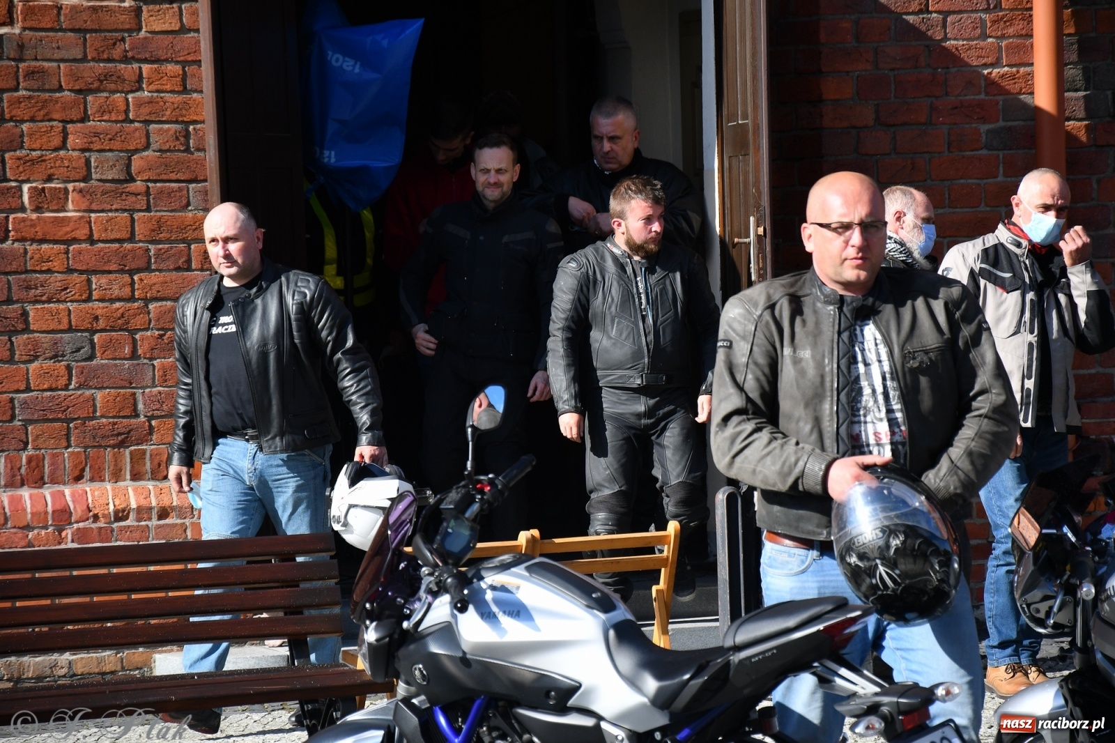 Zdjęcie w galerii na portalu naszraciborz.pl: Święcenie przy wysokich obrotach, czyli motocyklowe rozpoczęcie sezonu 2021 w Raciborzu [FOTO i WIDEO] wiadomości z regionu