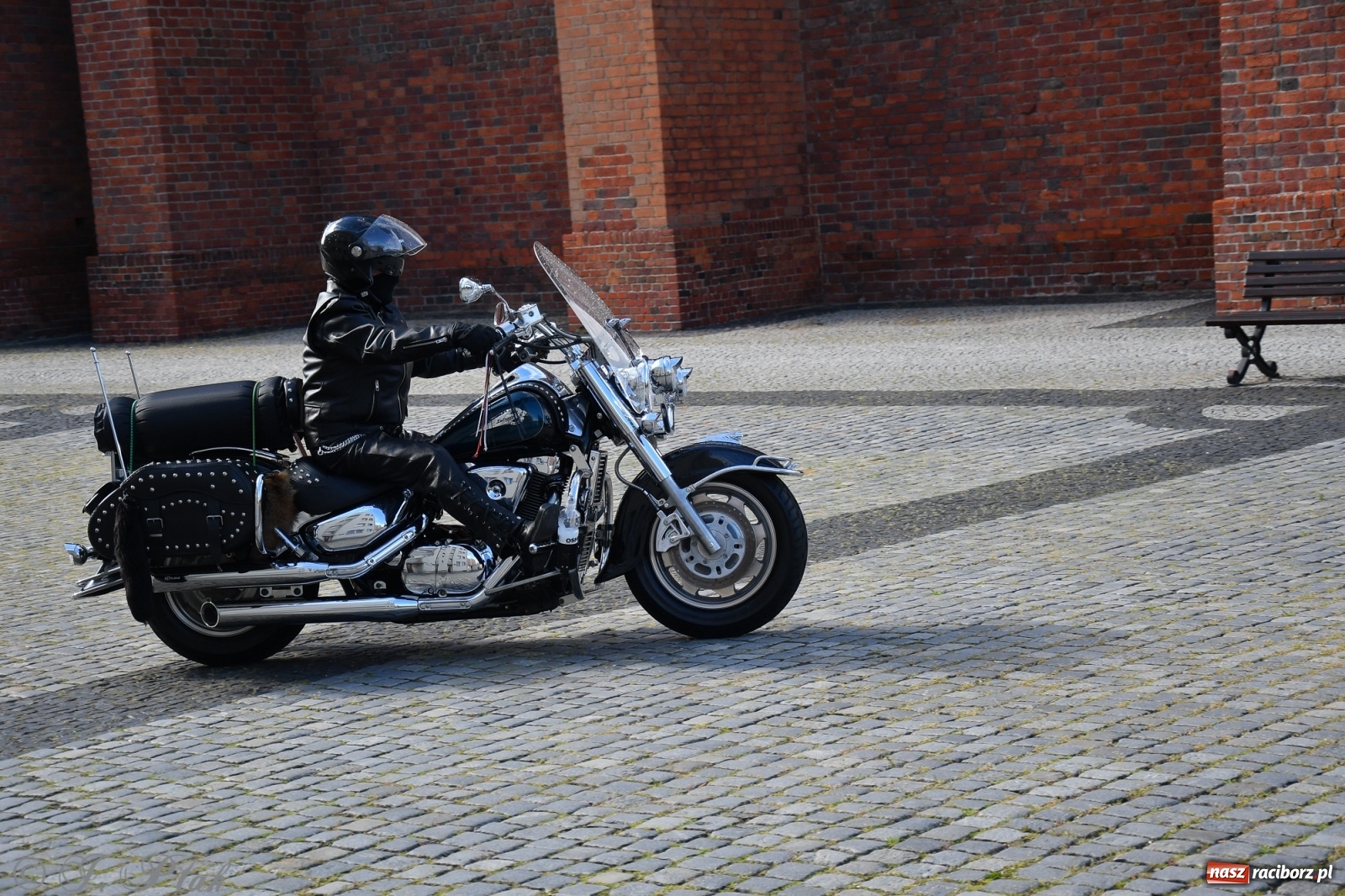 Zdjęcie w galerii na portalu naszraciborz.pl: Święcenie przy wysokich obrotach, czyli motocyklowe rozpoczęcie sezonu 2021 w Raciborzu [FOTO i WIDEO] wiadomości z regionu