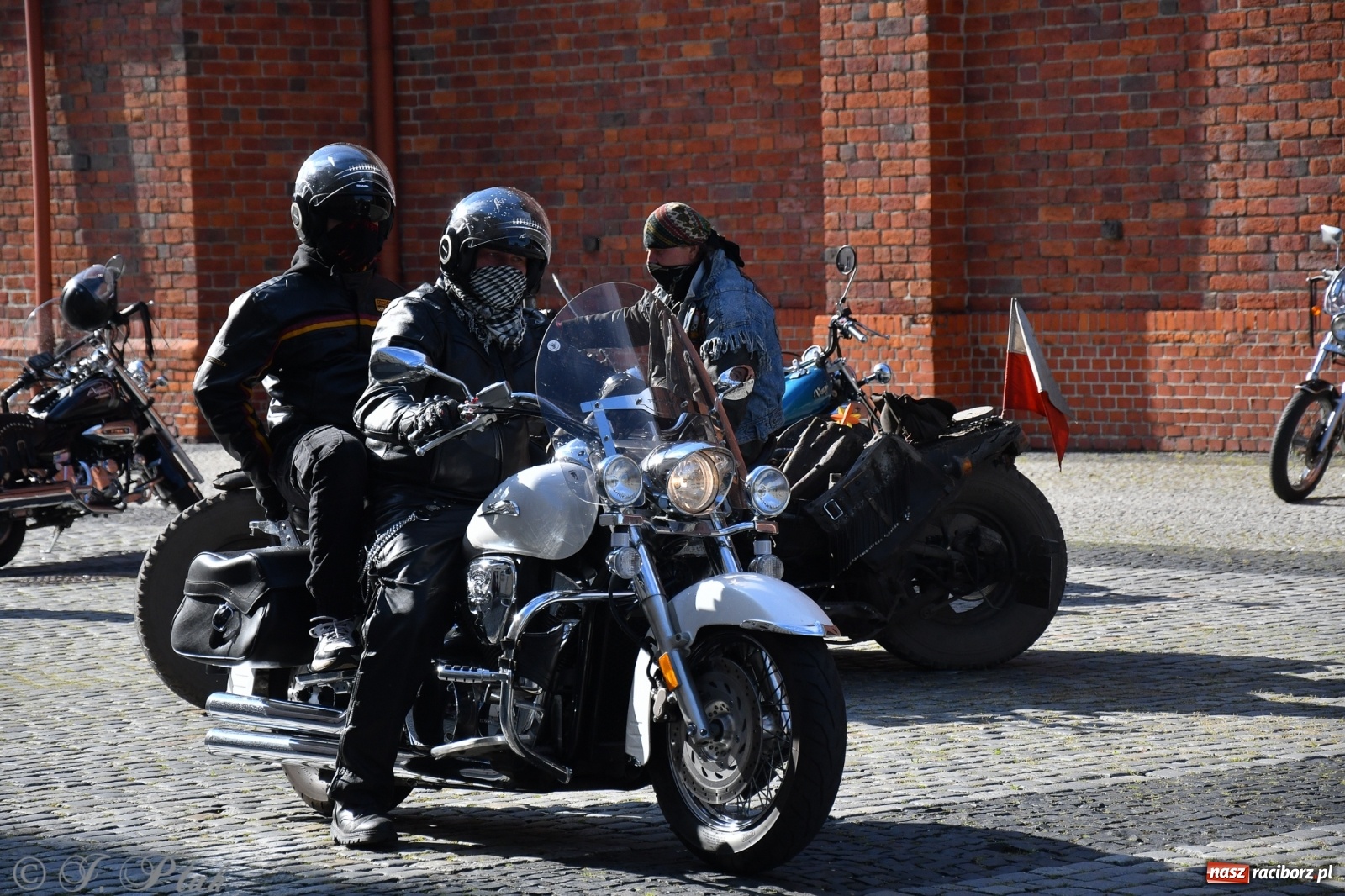 Zdjęcie w galerii na portalu naszraciborz.pl: Święcenie przy wysokich obrotach, czyli motocyklowe rozpoczęcie sezonu 2021 w Raciborzu [FOTO i WIDEO] wiadomości z regionu